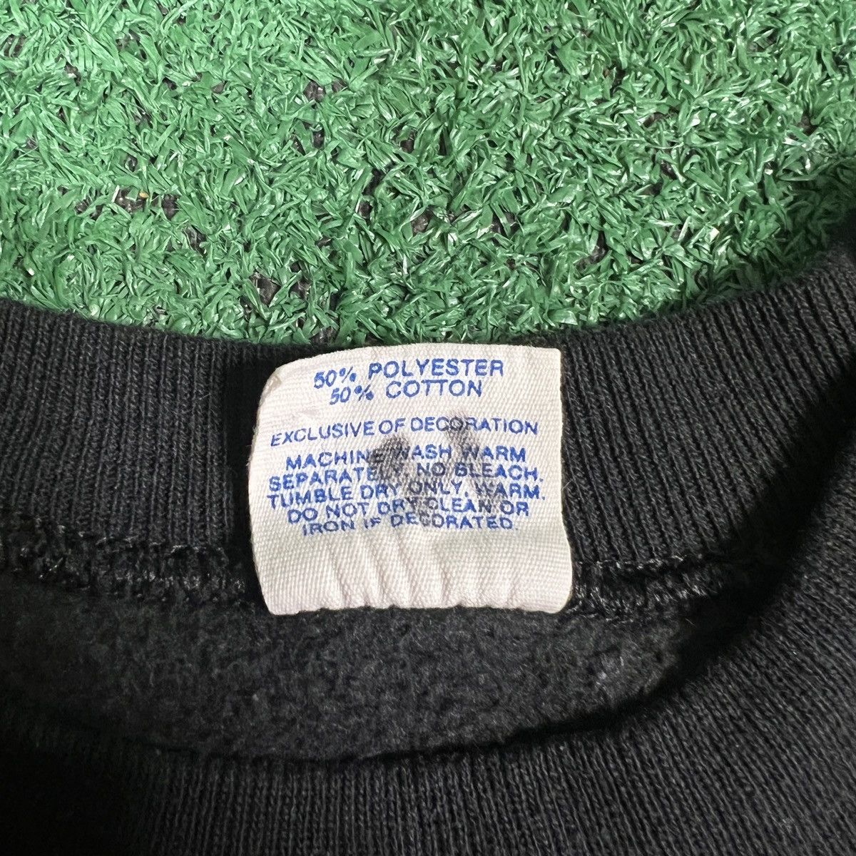 Disney × Vintage Rare Vintage 1980s MICKEY MOUSE Made in USA Sweatshirt Size US XL / EU 56 / 4 - 5 Thumbnail