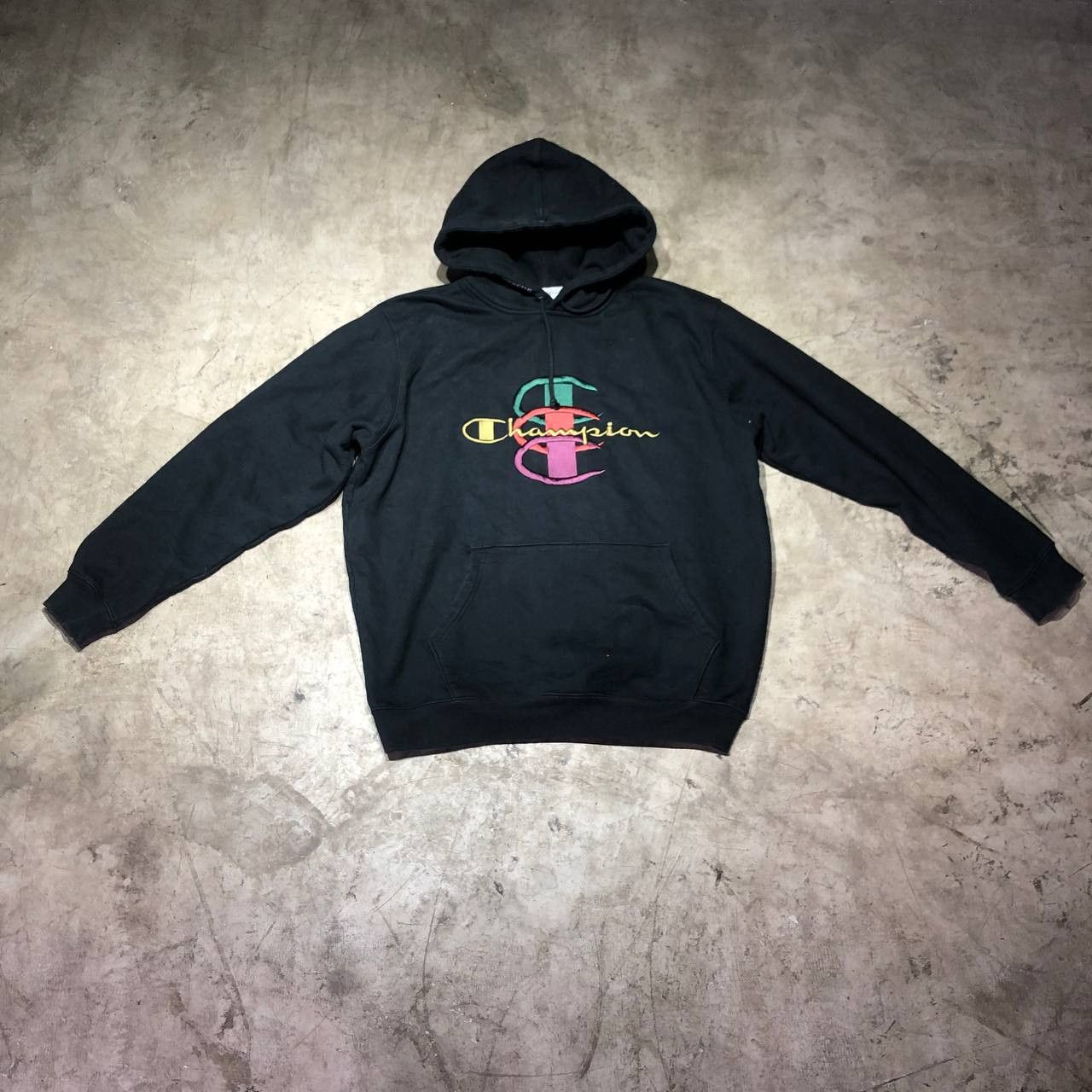 Champion hoodie c logo on sale