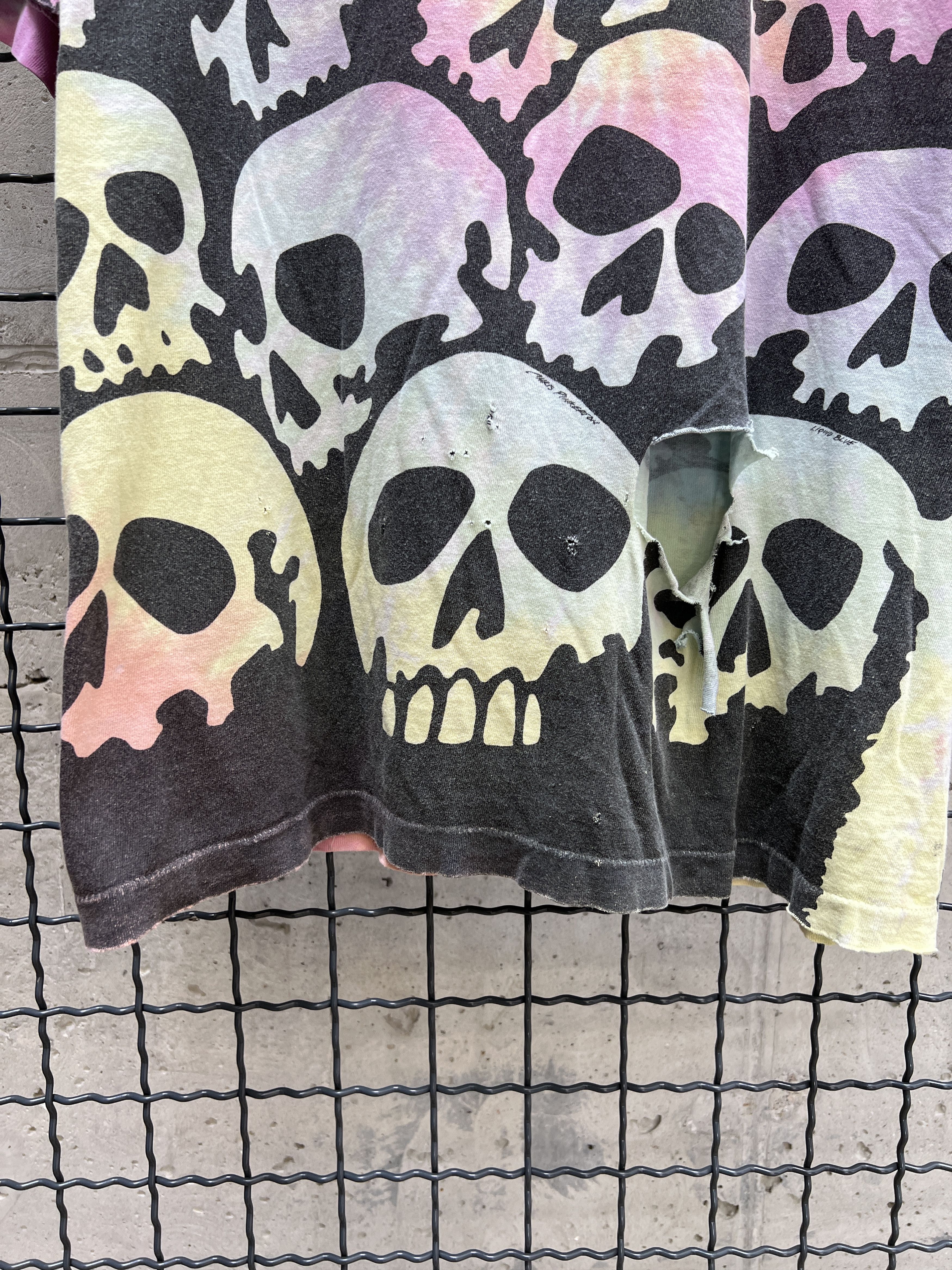 Liquid Blue × Vintage Vintage 1992 Liquid Blue Skull All over print T-shirt Size US XL / EU 56 / 4 - 10 Thumbnail