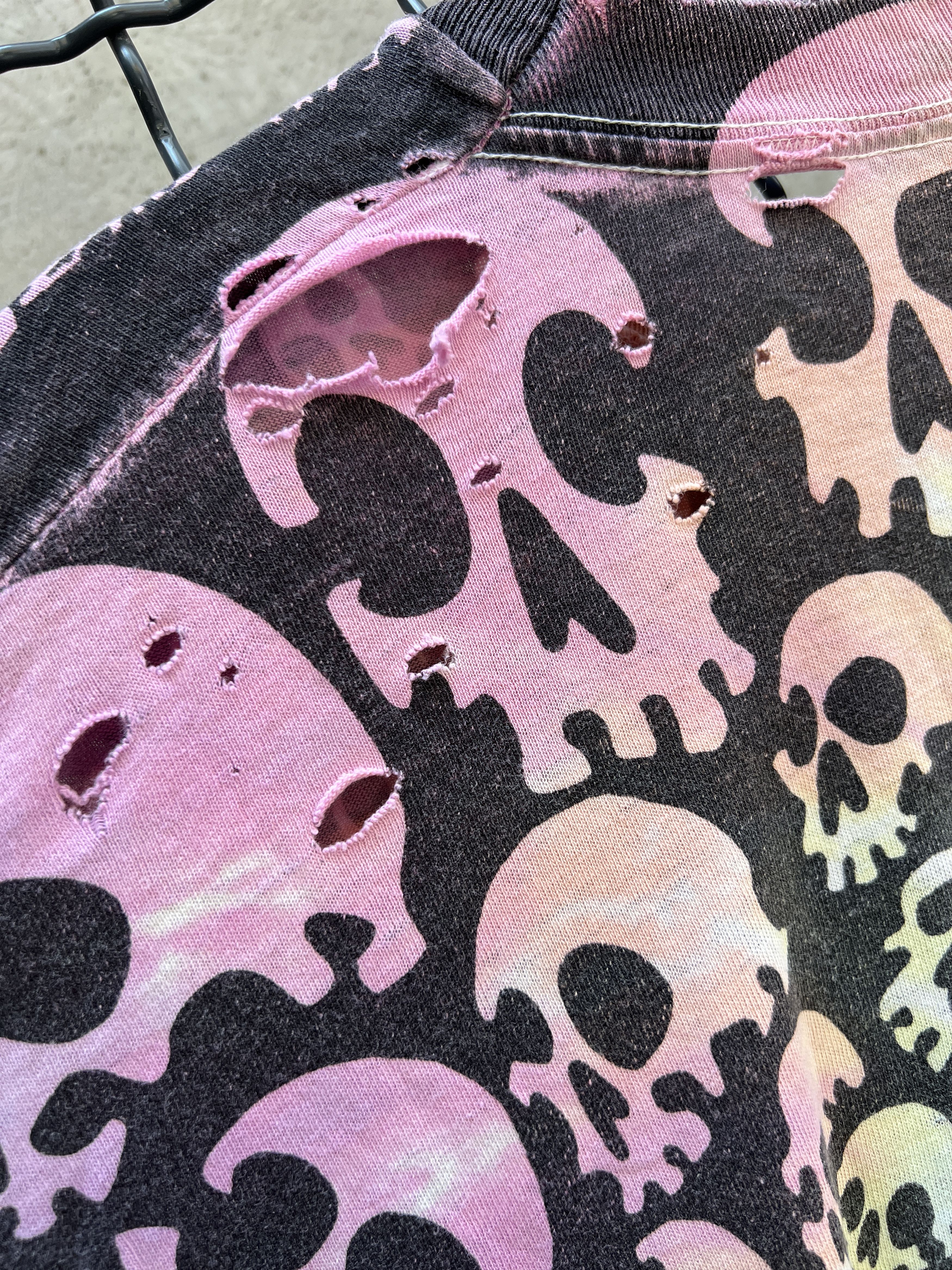 Liquid Blue × Vintage Vintage 1992 Liquid Blue Skull All over print T-shirt Size US XL / EU 56 / 4 - 23 Thumbnail