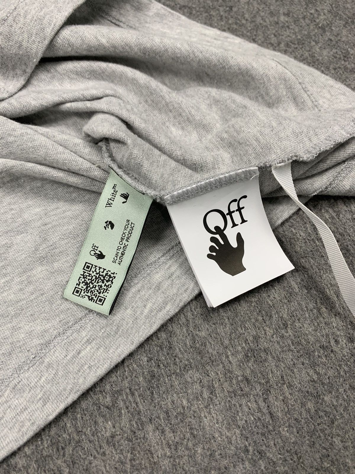 Off-White Off-white long sleeve logo print and rear worker print. Size US XS / EU 42 / 0 - 8 Thumbnail