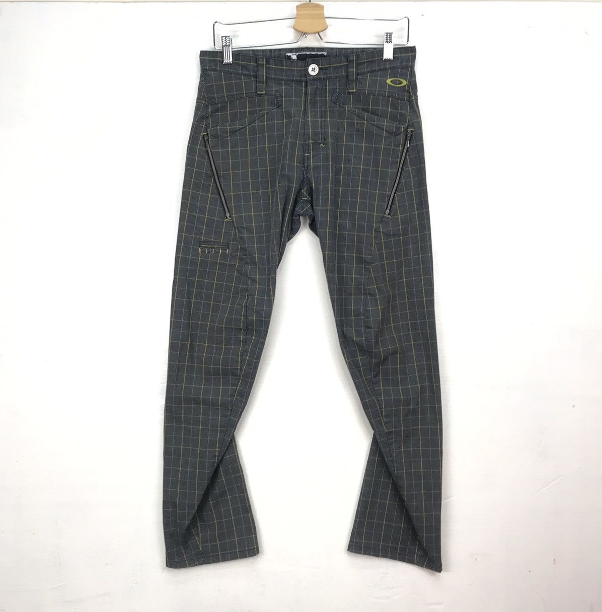 Oakley Oakley hydrolix asymmetrical tartan zipper curved leg pant Size US 29 - 1 Thumbnail