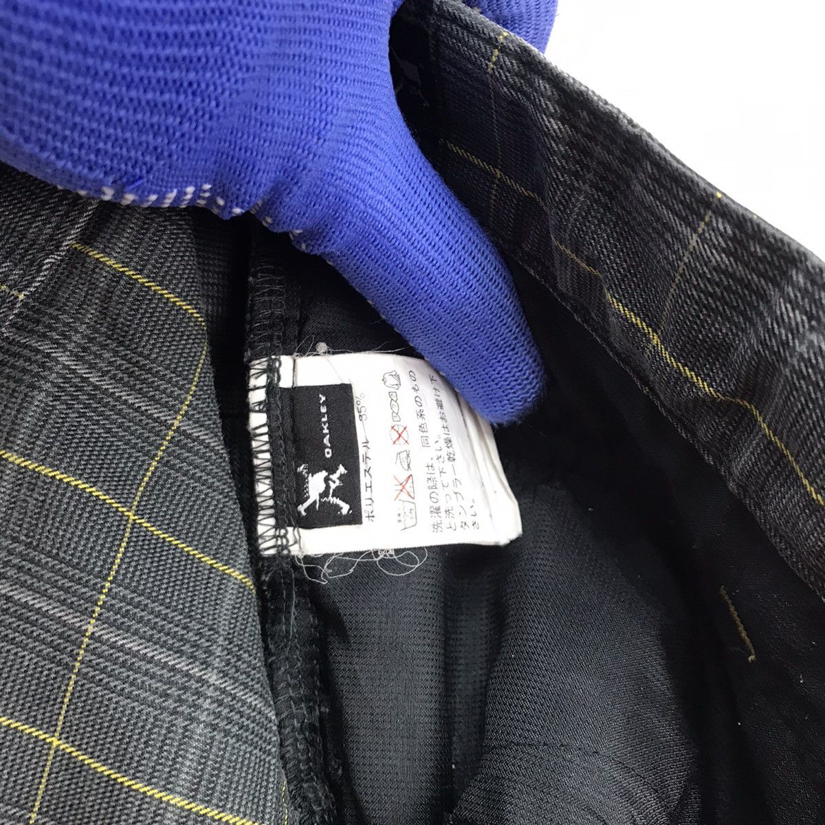 Oakley Oakley hydrolix asymmetrical tartan zipper curved leg pant Size US 29 - 13 Thumbnail