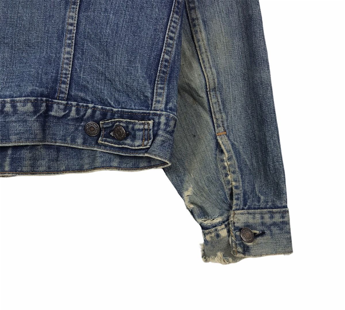 Levi's Vintage Clothing Vtg 80s distressed Levis trucker denim jacket Size US M / EU 48-50 / 2 - 8 Thumbnail