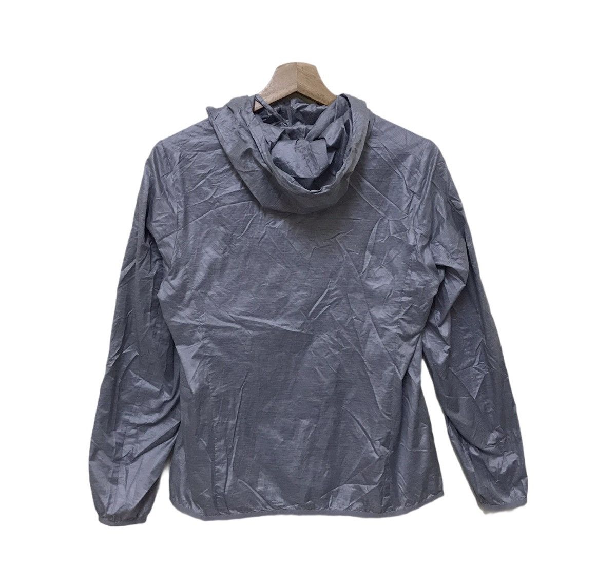 Japanese Brand × Uniqlo Japanese Brand Uniqlo Windbreaker Light Jacket Size US S / EU 44-46 / 1 - 3 Thumbnail