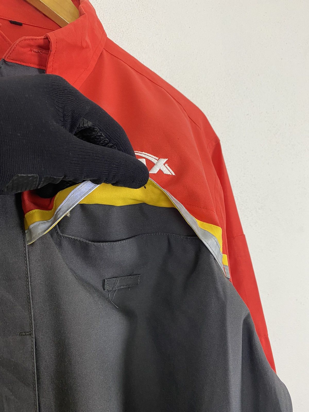 Ferrari SHELL HELIX FERRARI BUTTON UP WORKER SHIRT Size US L / EU 52-54 / 3 - 6 Thumbnail