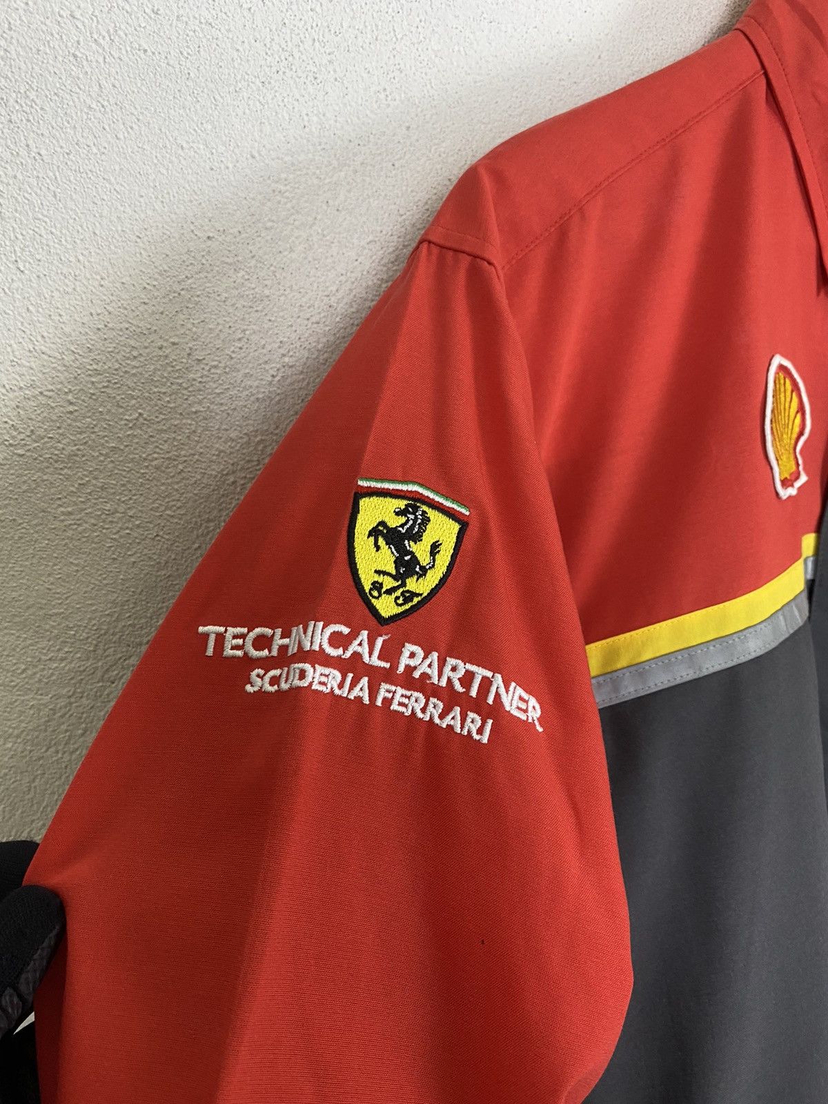 Ferrari SHELL HELIX FERRARI BUTTON UP WORKER SHIRT Size US L / EU 52-54 / 3 - 5 Thumbnail
