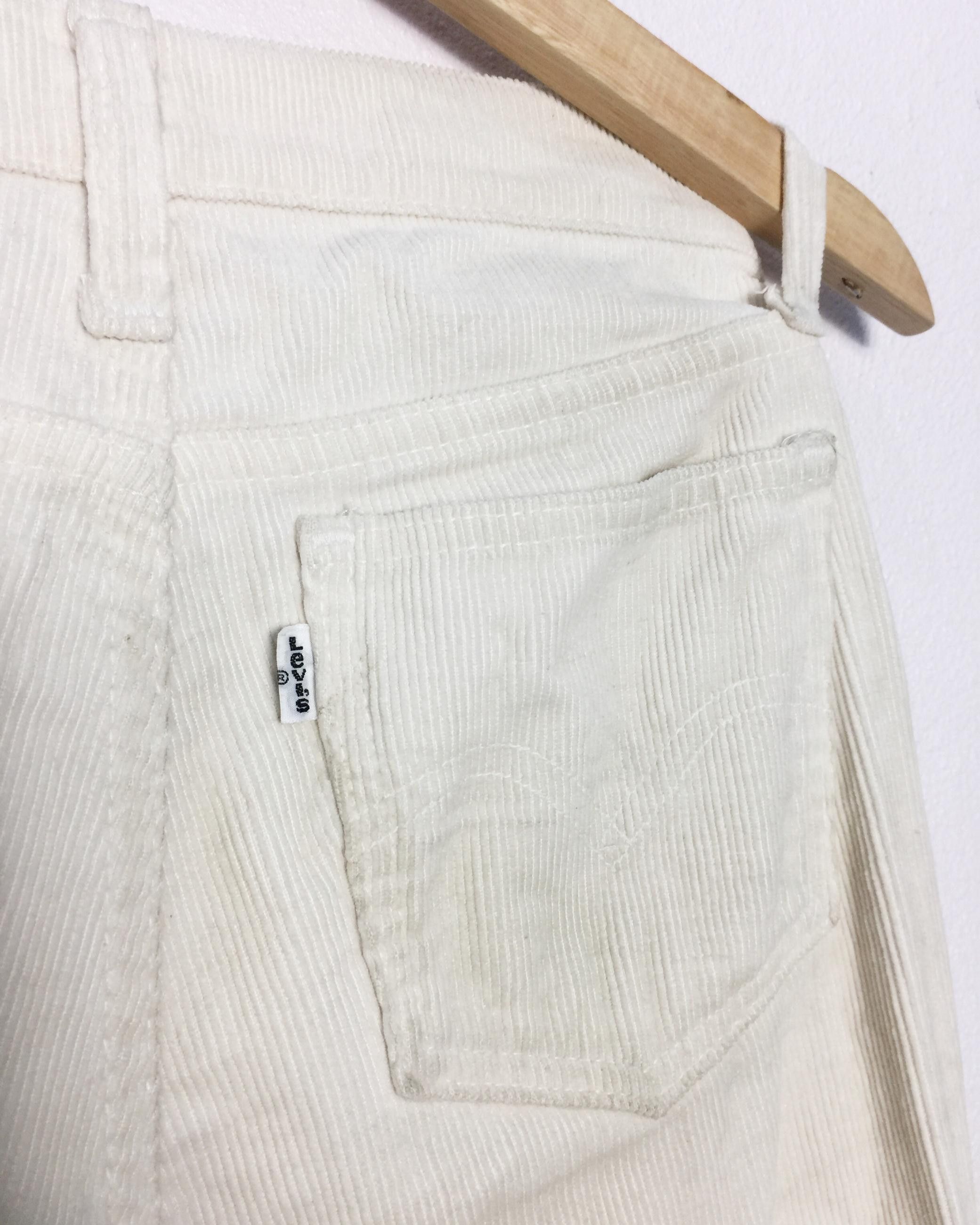 Levi's × Levi's Vintage Clothing Vintage Levi's 516 Corduroy Jeans Bell Bottom / white tag Size US 27 - 8 Thumbnail
