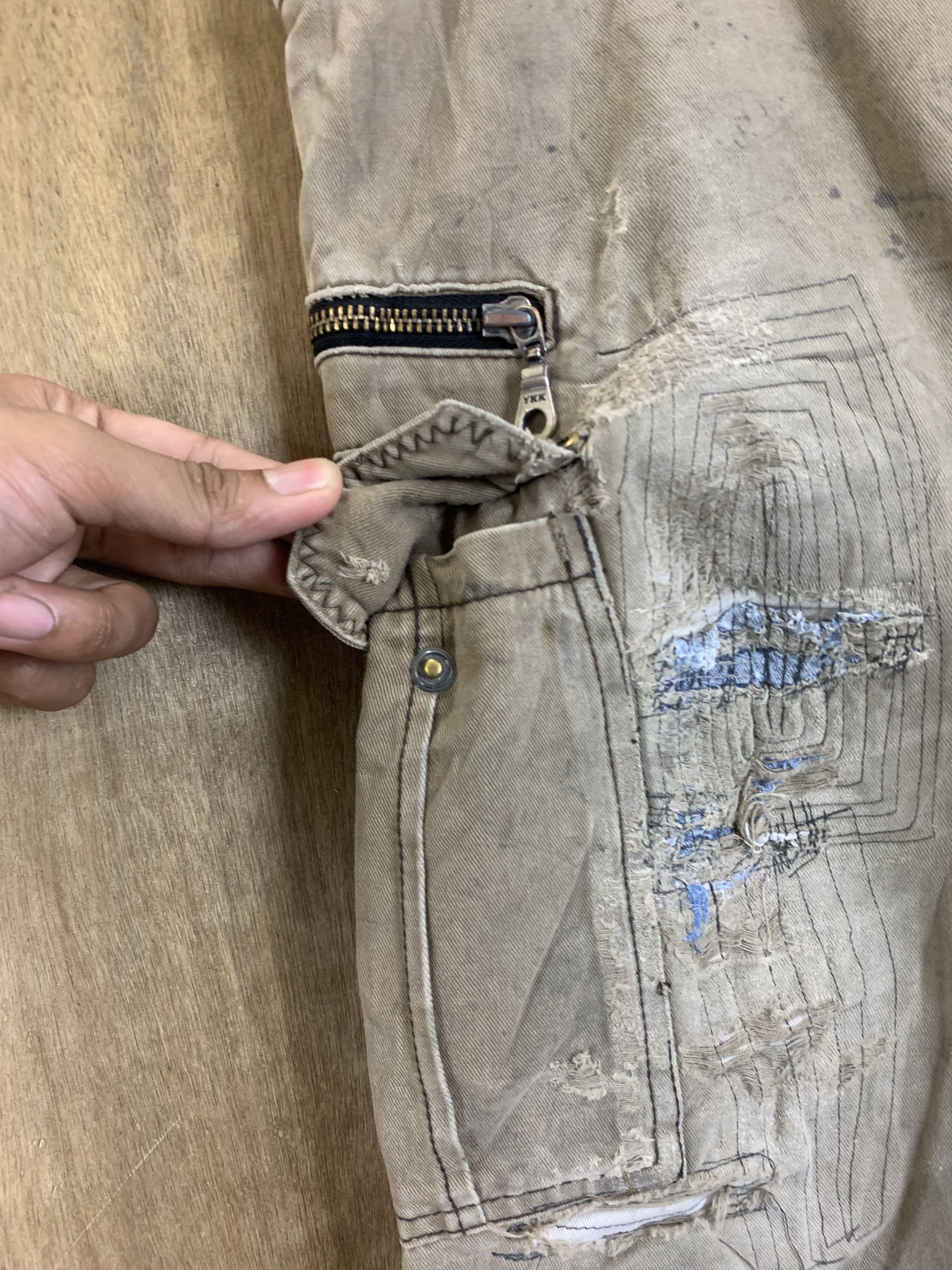 Japanese Brand Cargo Pants Multipocket Distressed Pants Travis Scott Style Size US 28 / EU 44 - 19 Thumbnail