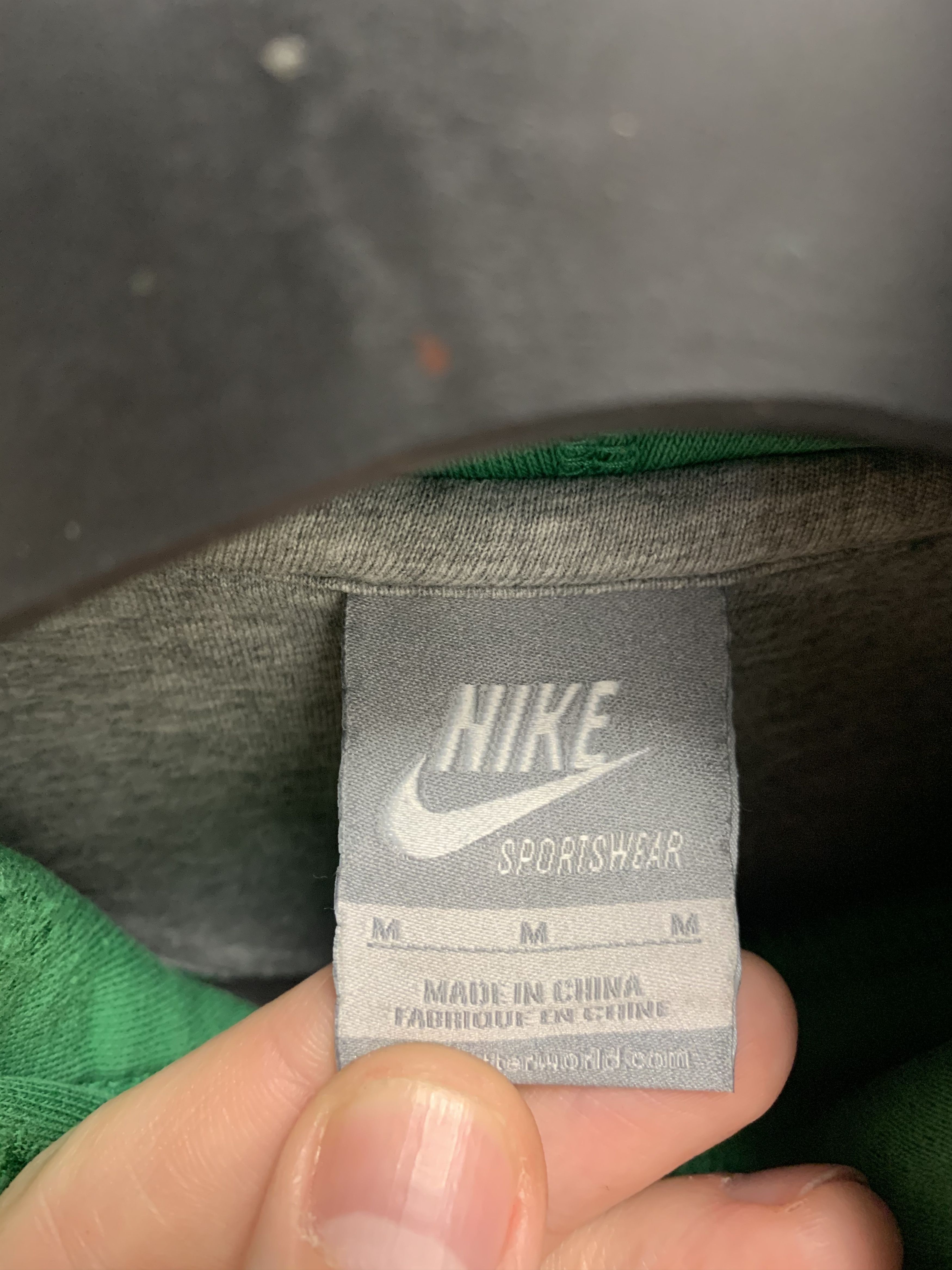 Nike Nike vintage green hoodie M sz Size US M / EU 48-50 / 2 - 4 Thumbnail