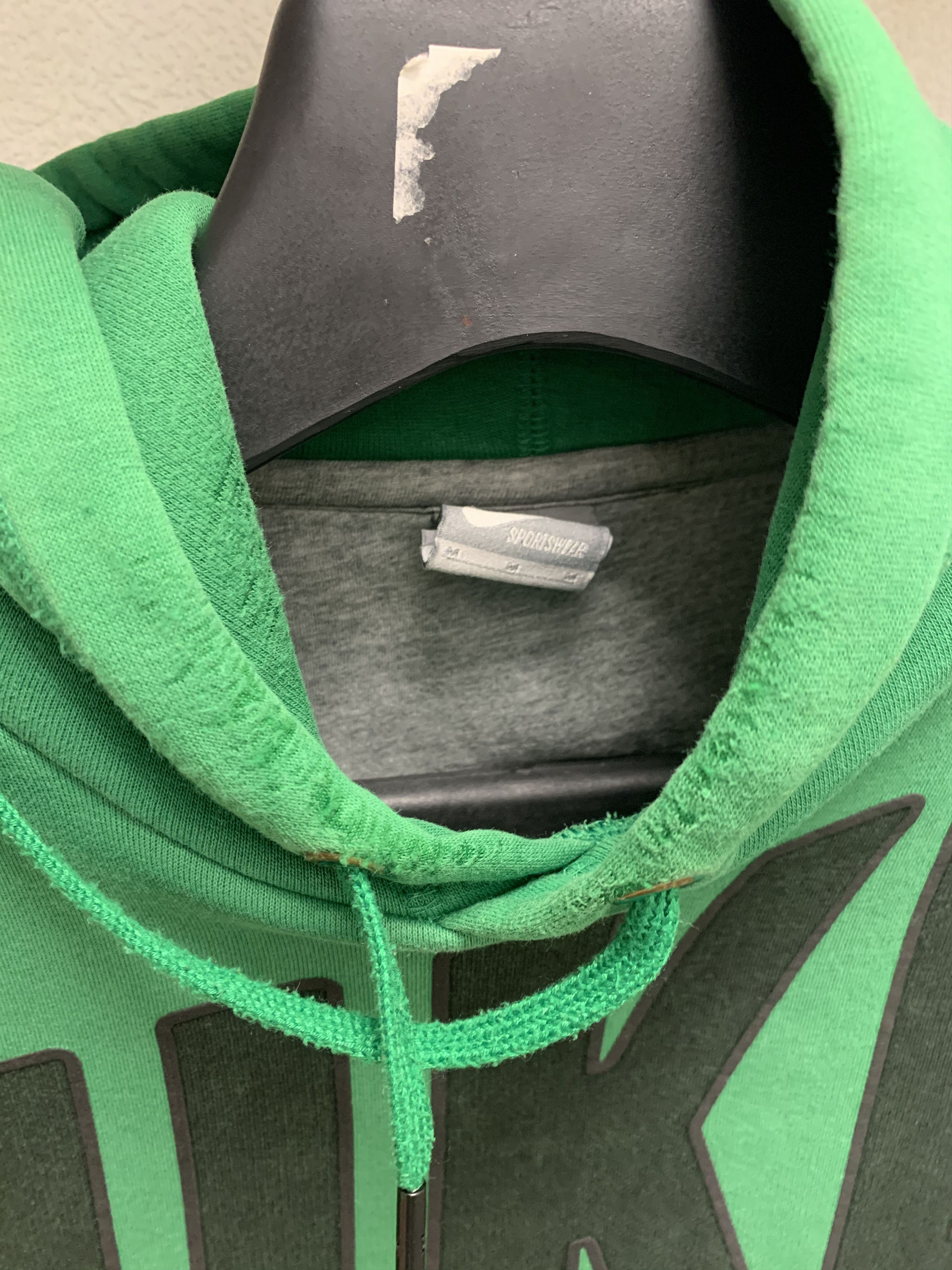 Nike Nike vintage green hoodie M sz Size US M / EU 48-50 / 2 - 5 Thumbnail