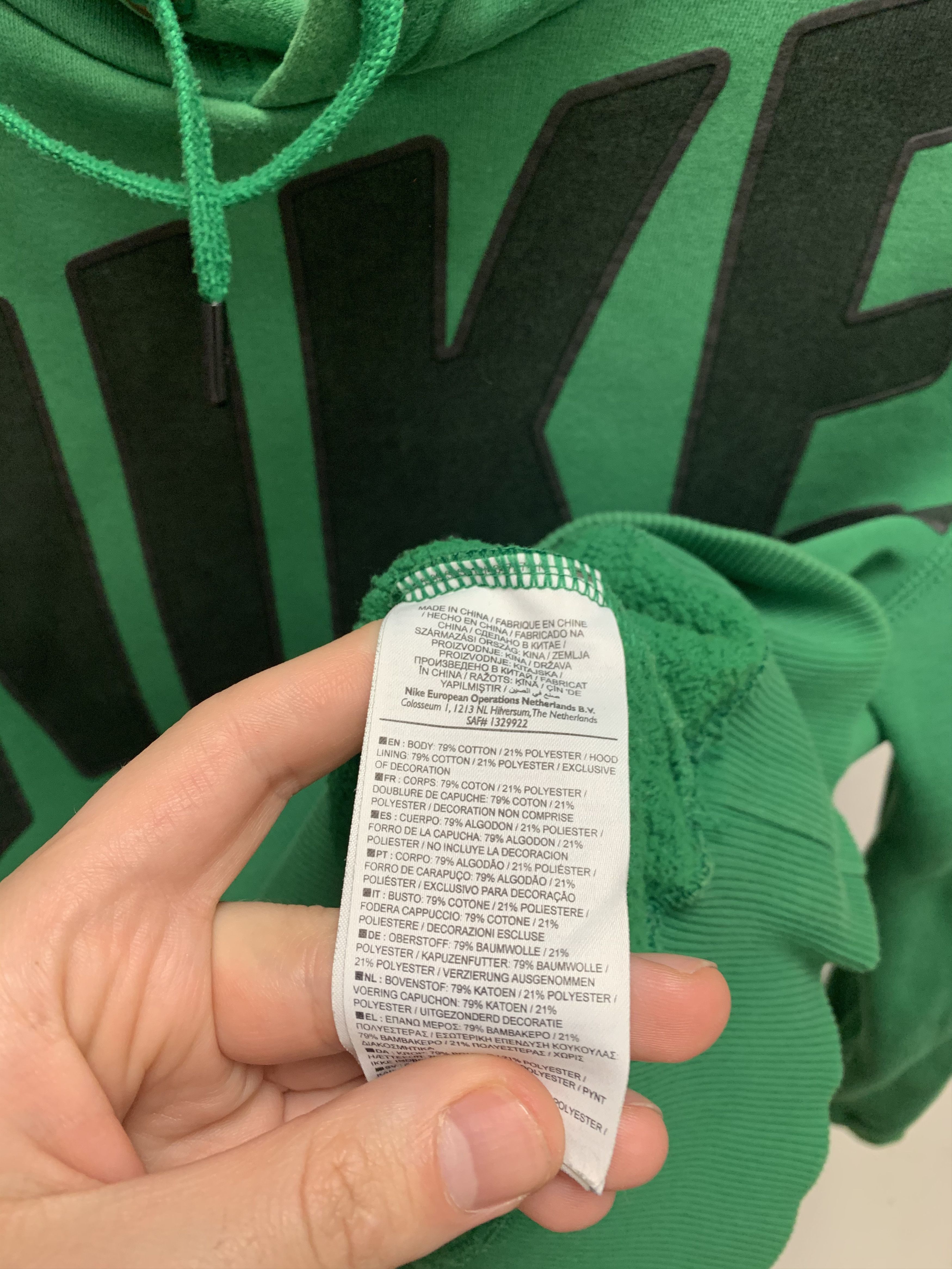 Nike Nike vintage green hoodie M sz Size US M / EU 48-50 / 2 - 7 Thumbnail