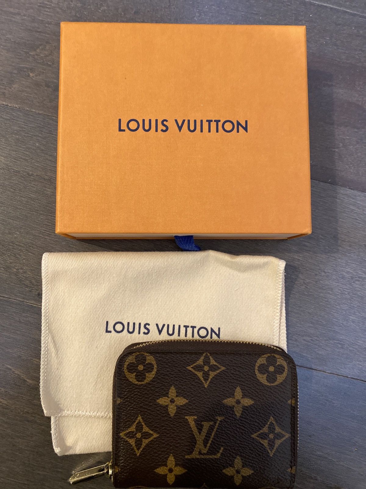 Louis Vuitton Louis Vuitton Monogram Wallet Size ONE SIZE - 2 Thumbnail