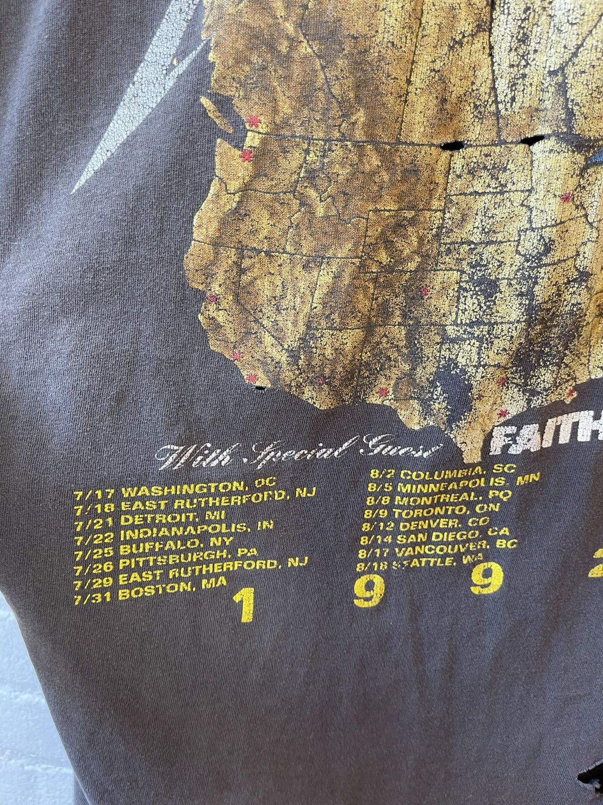 Vintage 1992 Metallica Guns N Roses THRASHED Band Shirt