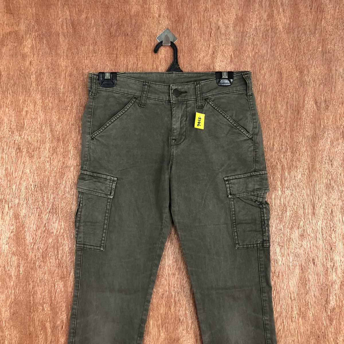 Japanese Brand DLL Uniqlo Grey Multipocket utility Cargo Pants #2146 Size 27" / US 4 / IT 40 - 2 Thumbnail