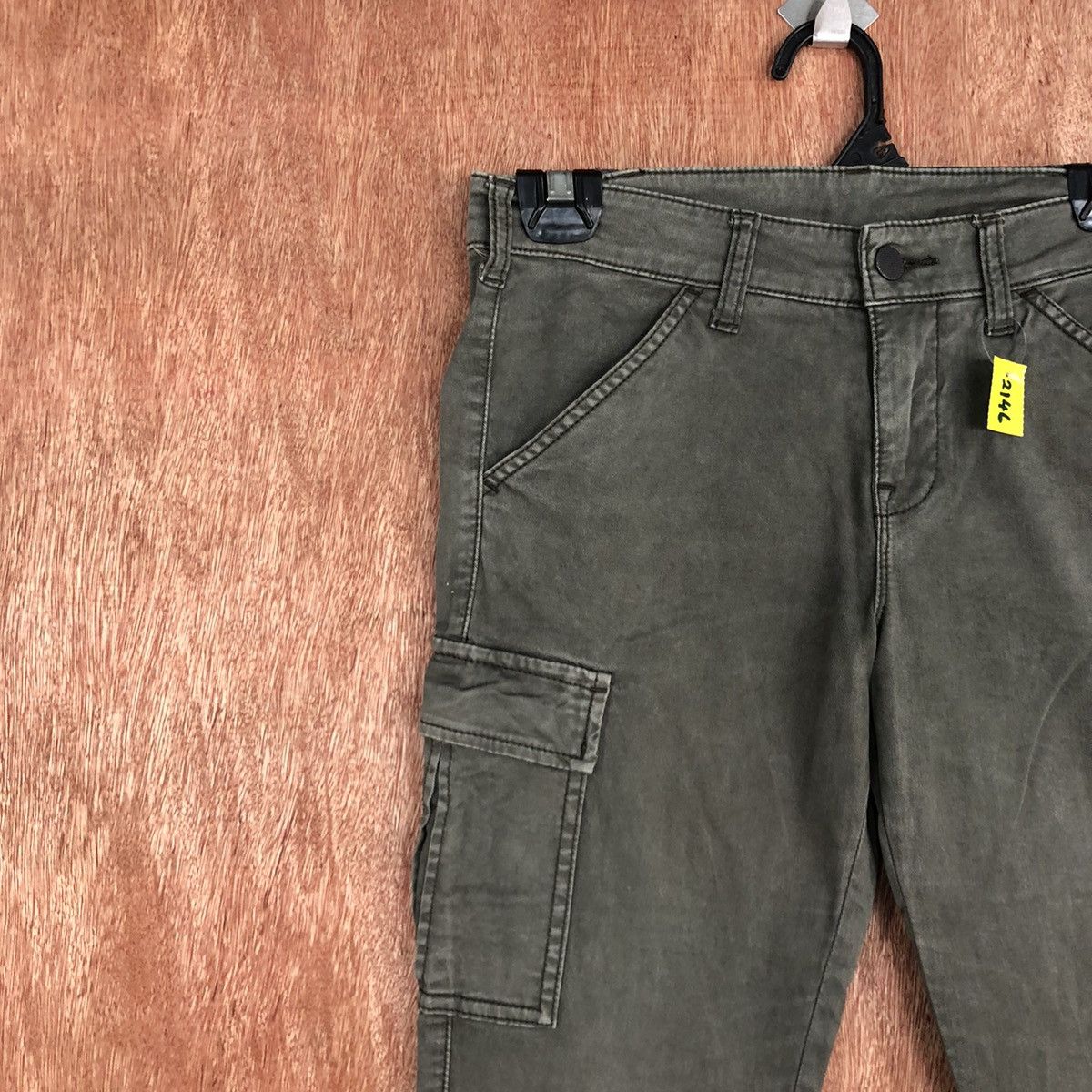 Japanese Brand DLL Uniqlo Grey Multipocket utility Cargo Pants #2146 Size 27" / US 4 / IT 40 - 6 Thumbnail