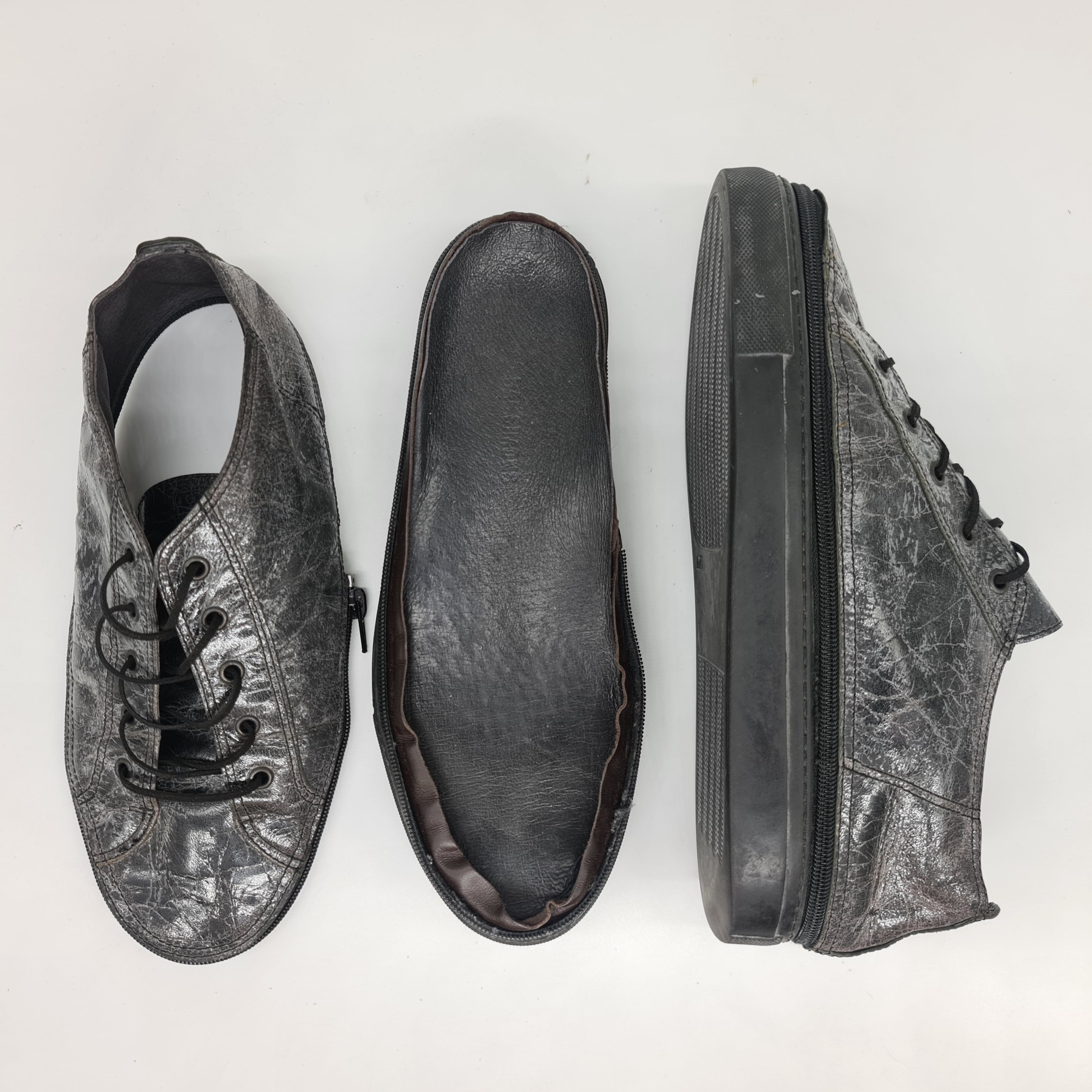 image of Raf Simons - Ss09 Zip Change Cracked Leather Sneakers in Black/Gray, Men's