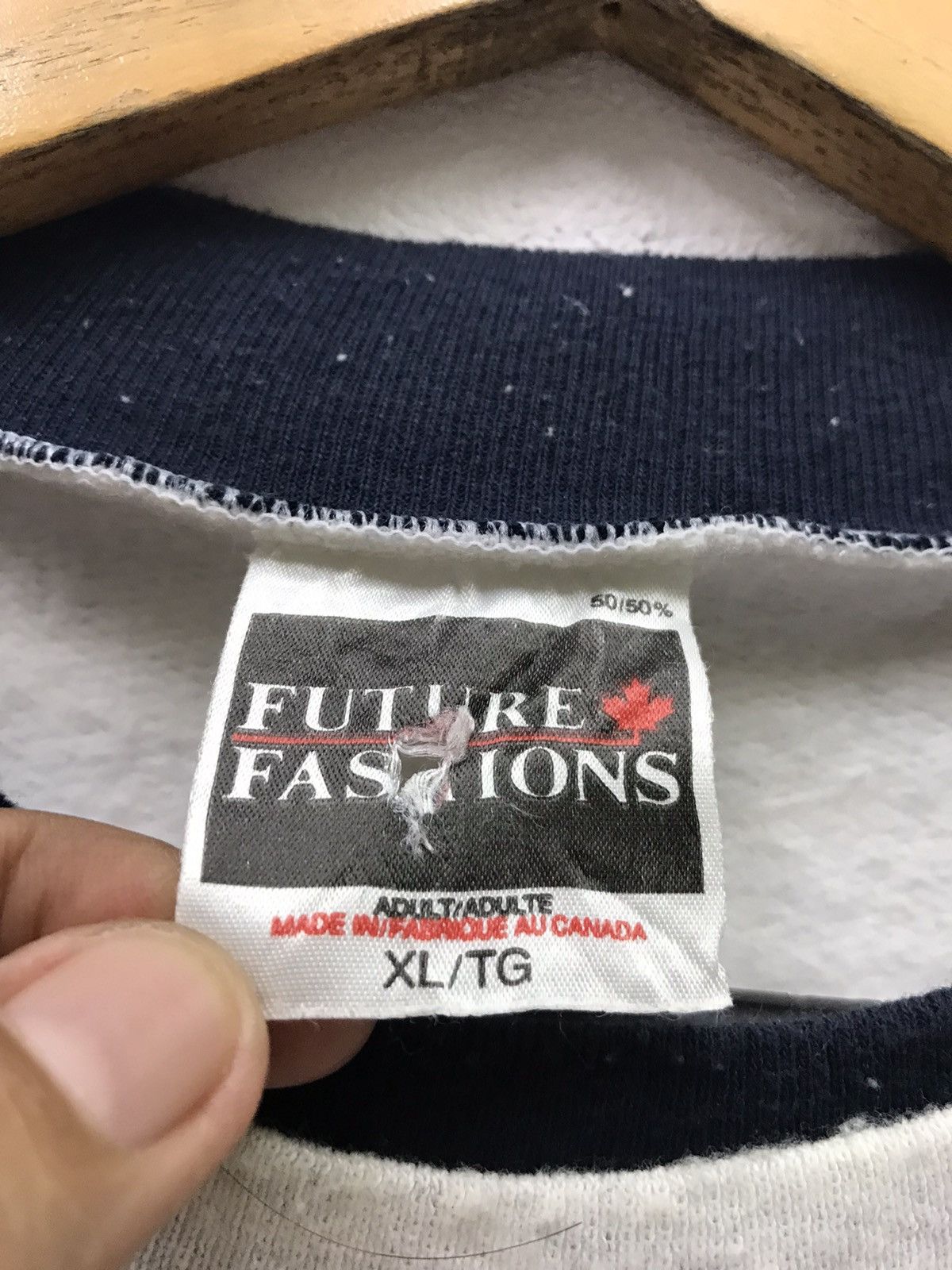 Other Vintage Banff Canada Classic Sweatshirt Size US L / EU 52-54 / 3 - 6 Thumbnail
