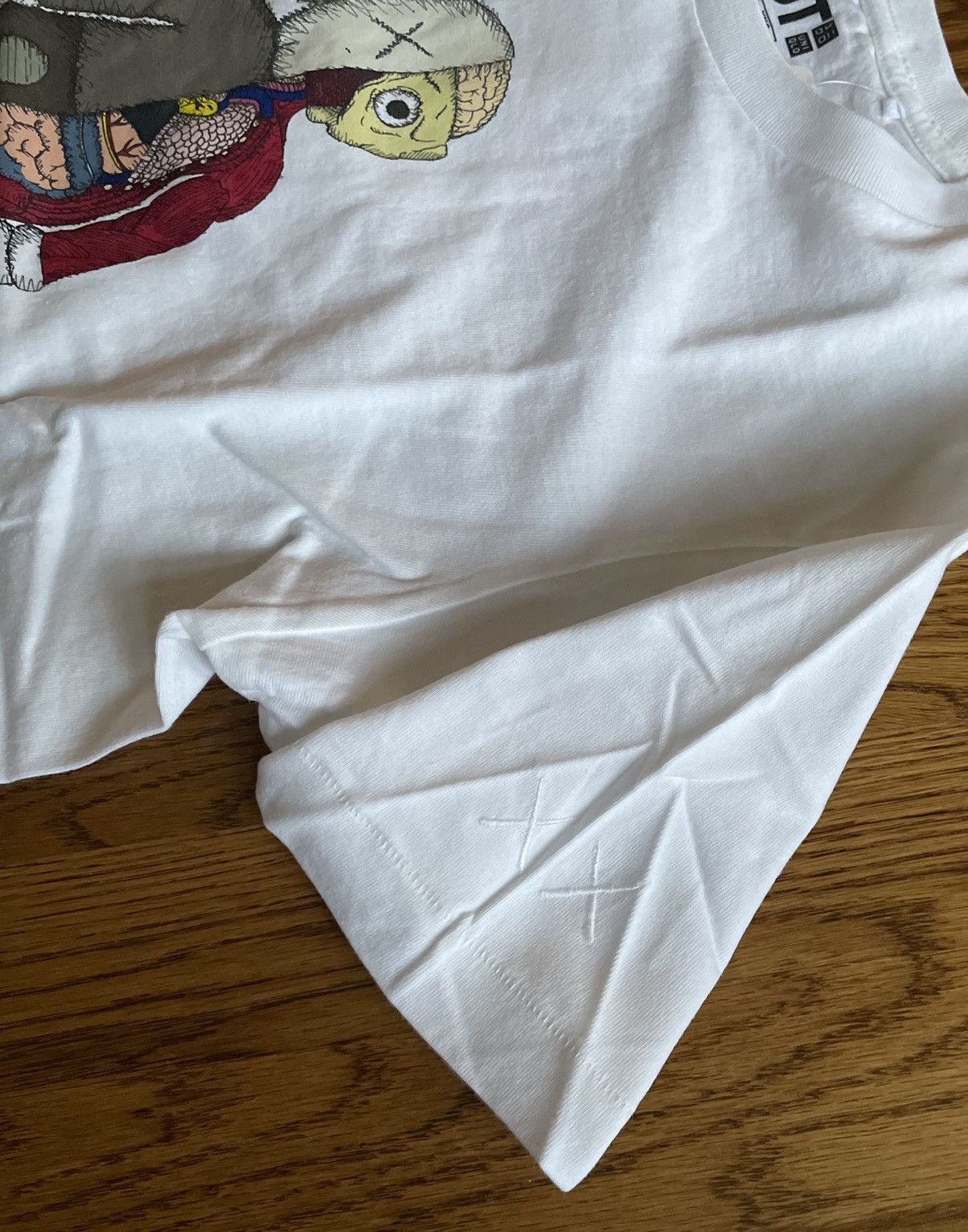 Kaws × Uniqlo Medium UT White Flayed Tee Shirt BFF Plush Figure First Size US M / EU 48-50 / 2 - 3 Thumbnail