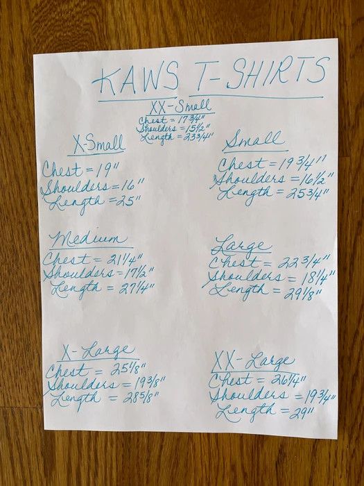 Kaws × Uniqlo XL Extra Large UT White Gone Tee Shirt Blue BFF Plush First Size US XL / EU 56 / 4 - 5 Thumbnail