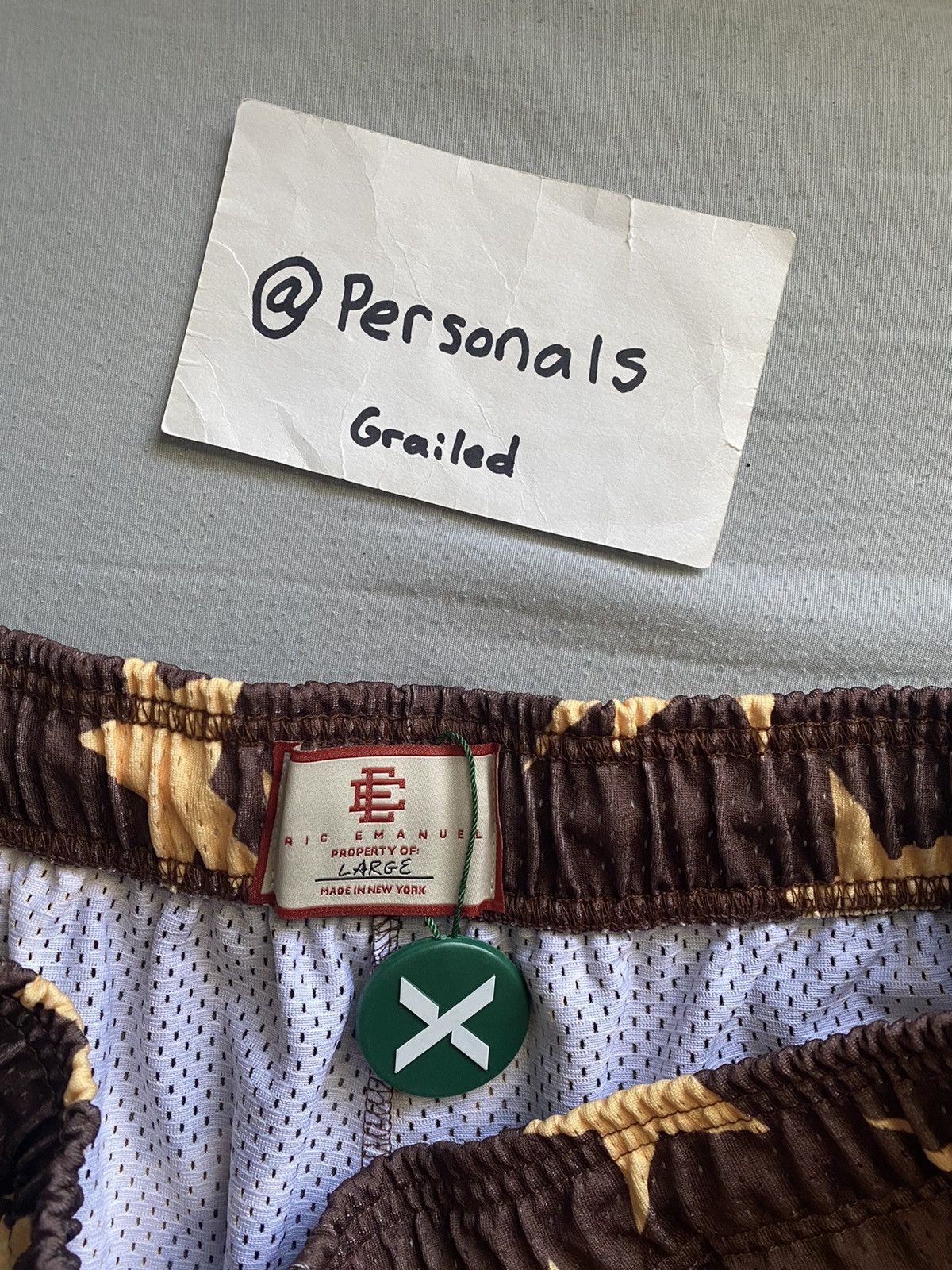 Bape × Eric Emanuel NEW Eric Emanuel x Bape Miami Basic Shorts Large Size US 34 / EU 50 - 10 Thumbnail