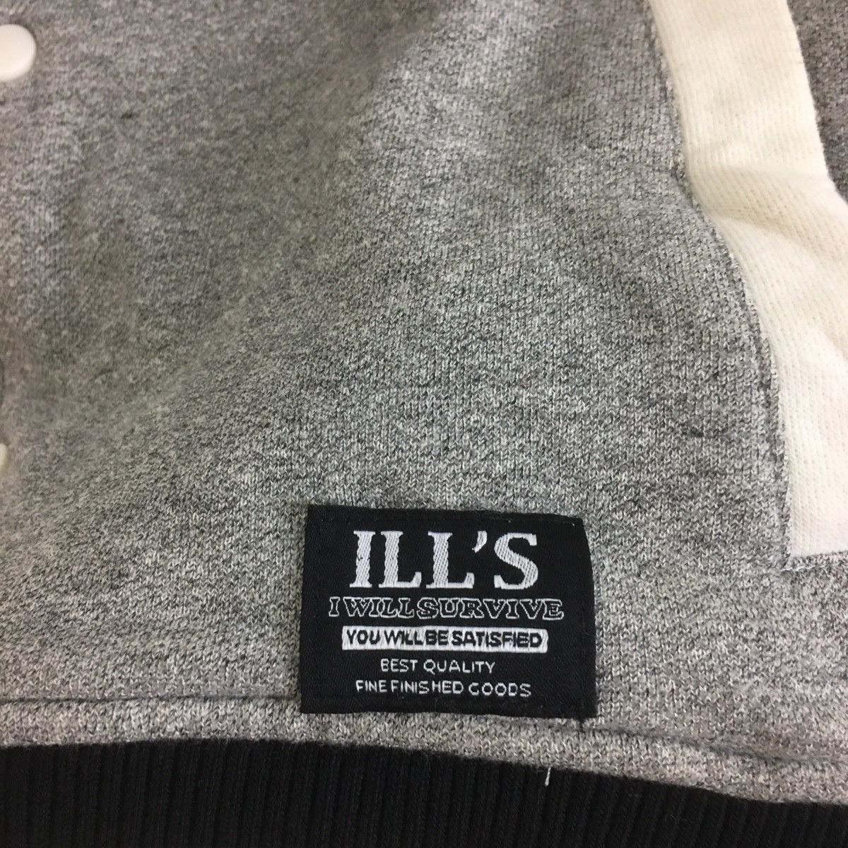 Japanese Brand Vintage Varsity Jacket Embroidery Biglogo ILLS Size US M / EU 48-50 / 2 - 5 Thumbnail