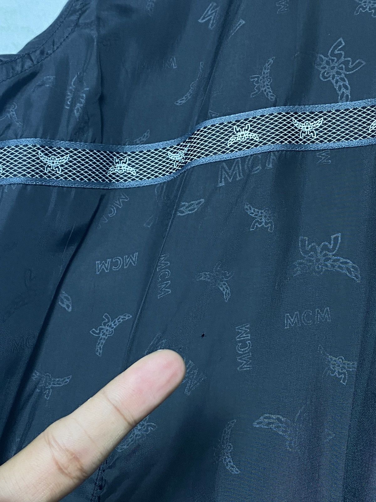 Japanese Brand Vintage MCM Légére Embroidered Windbreaker / Travis Scott Size US L / EU 52-54 / 3 - 9 Thumbnail