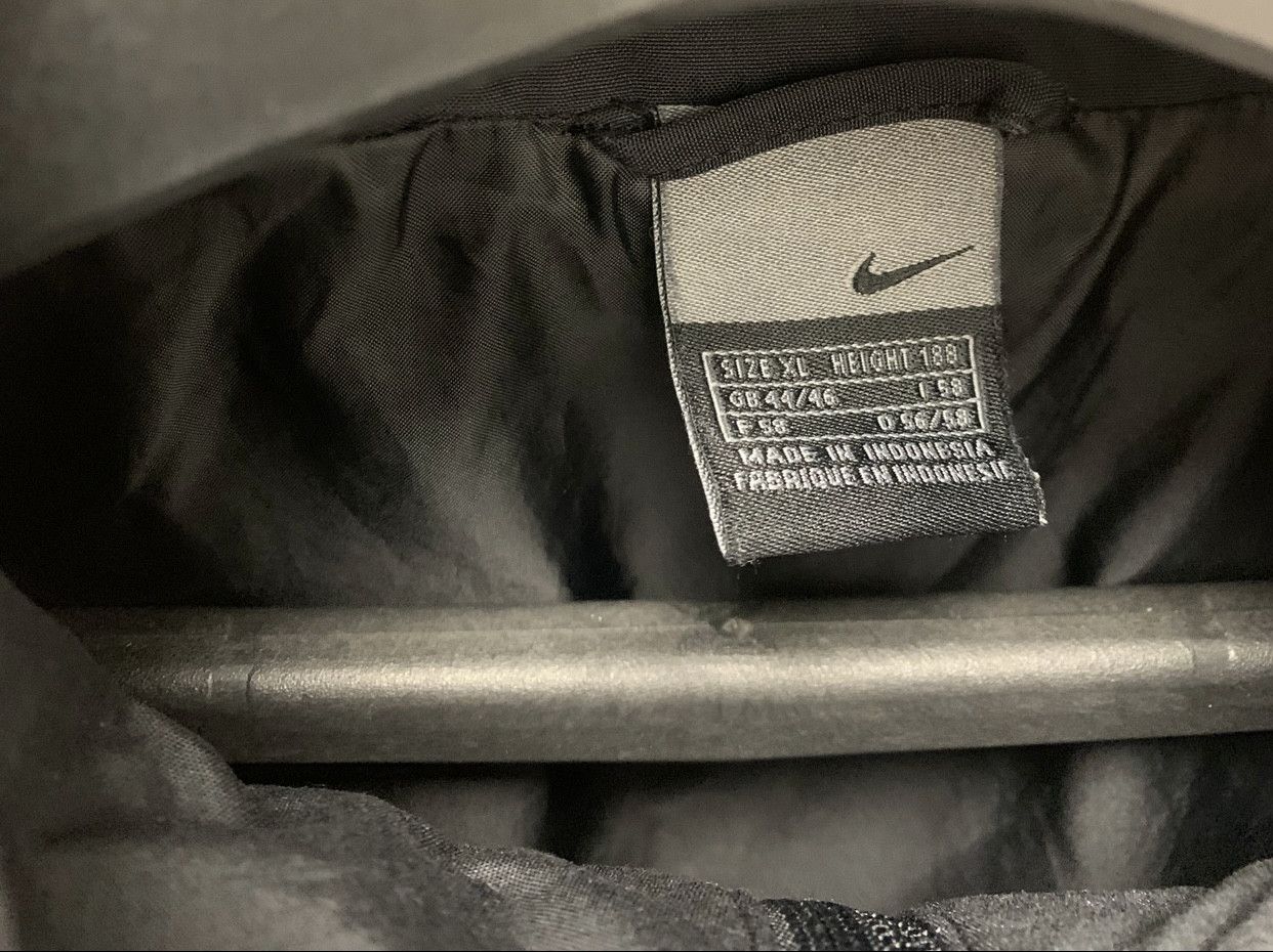 Nike Juventus Nike vintage light jacket full zip Xl Size US XL / EU 56 / 4 - 6 Thumbnail