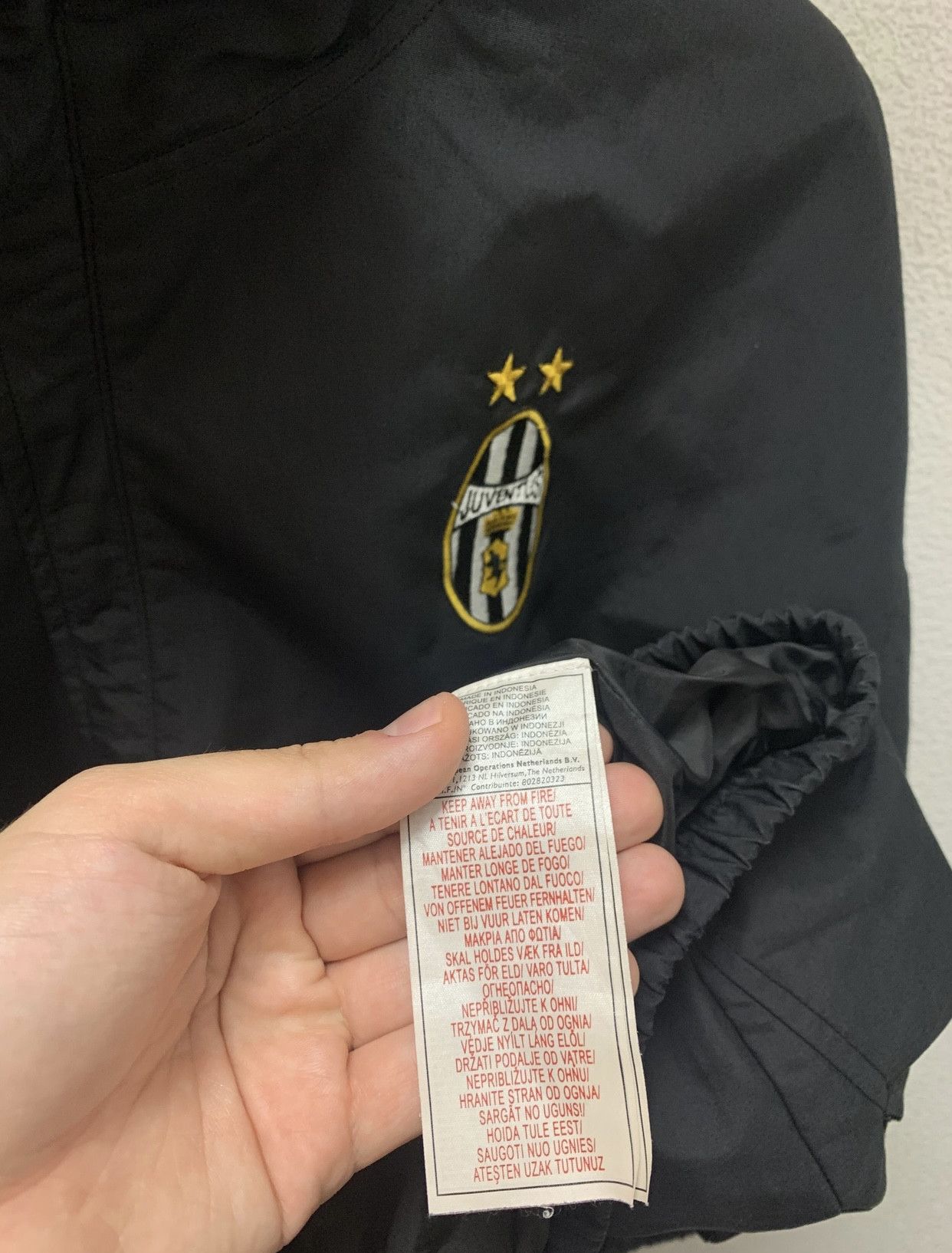 Nike Juventus Nike vintage light jacket full zip Xl Size US XL / EU 56 / 4 - 3 Thumbnail