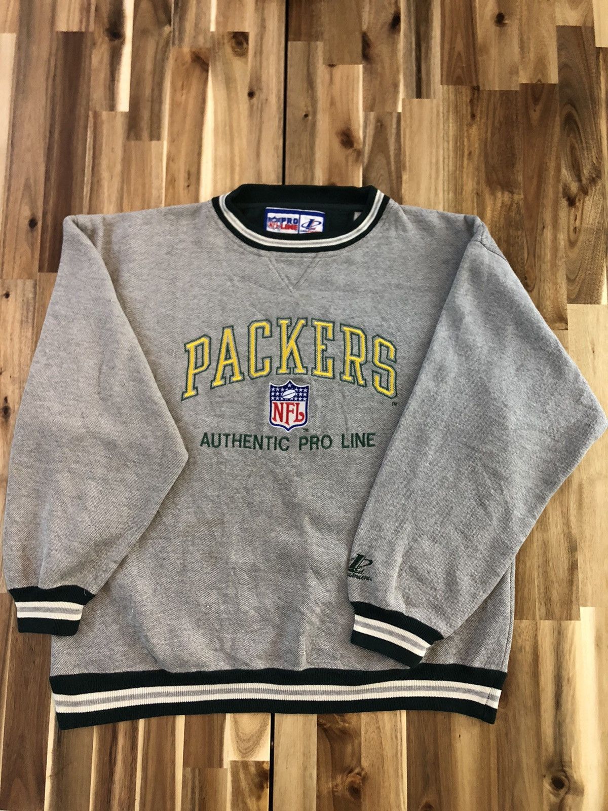 Image of Logo Athletic x Nfl Sa6 Packers Nfl Authentic Proline Starter Sweatshirt in Grey, Men's (Size XL)