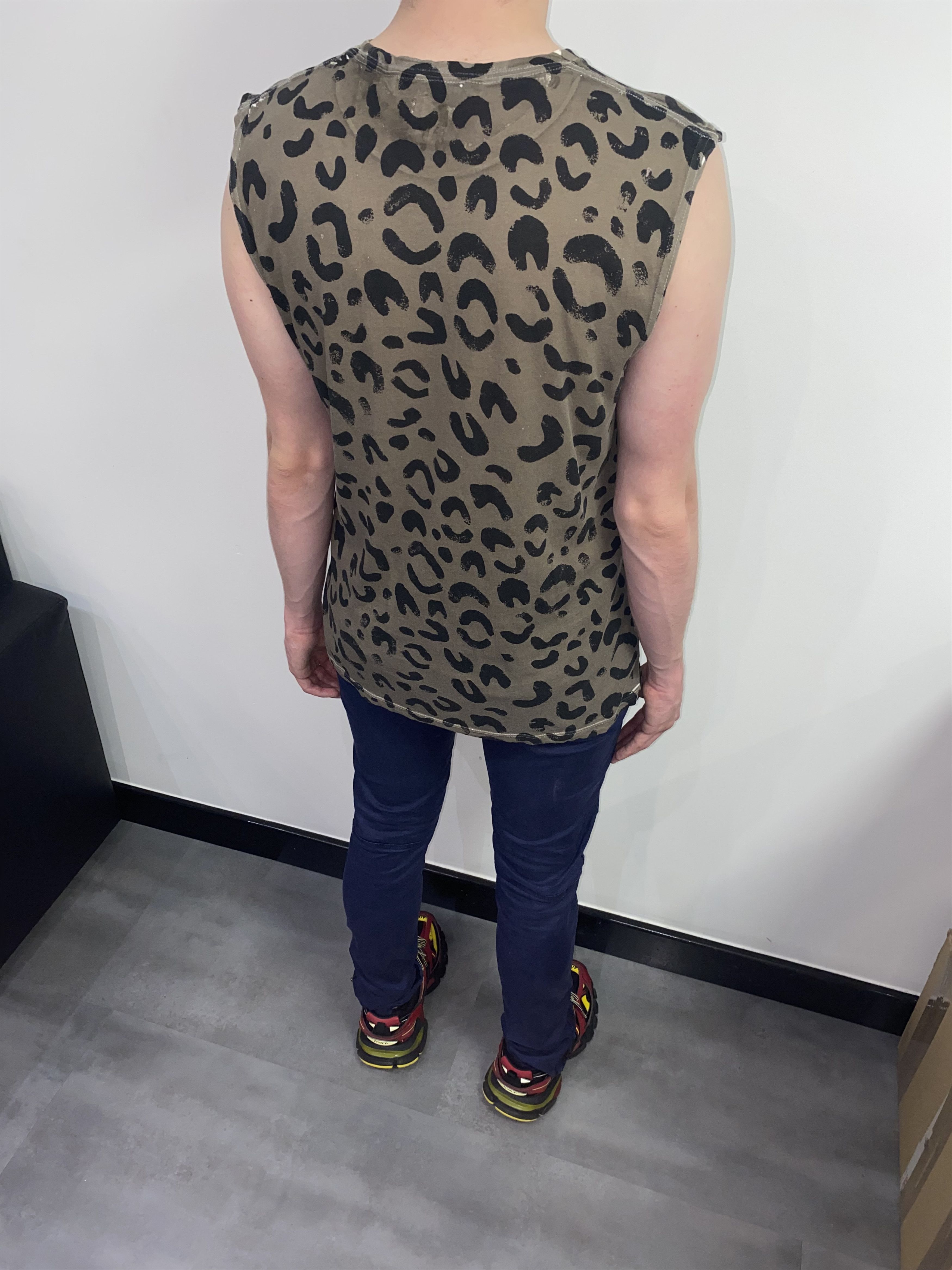 Marc Jacobs Marc Jacobs Tiger All Over Print Distressed Tank Top Size US S / EU 44-46 / 1 - 8 Thumbnail
