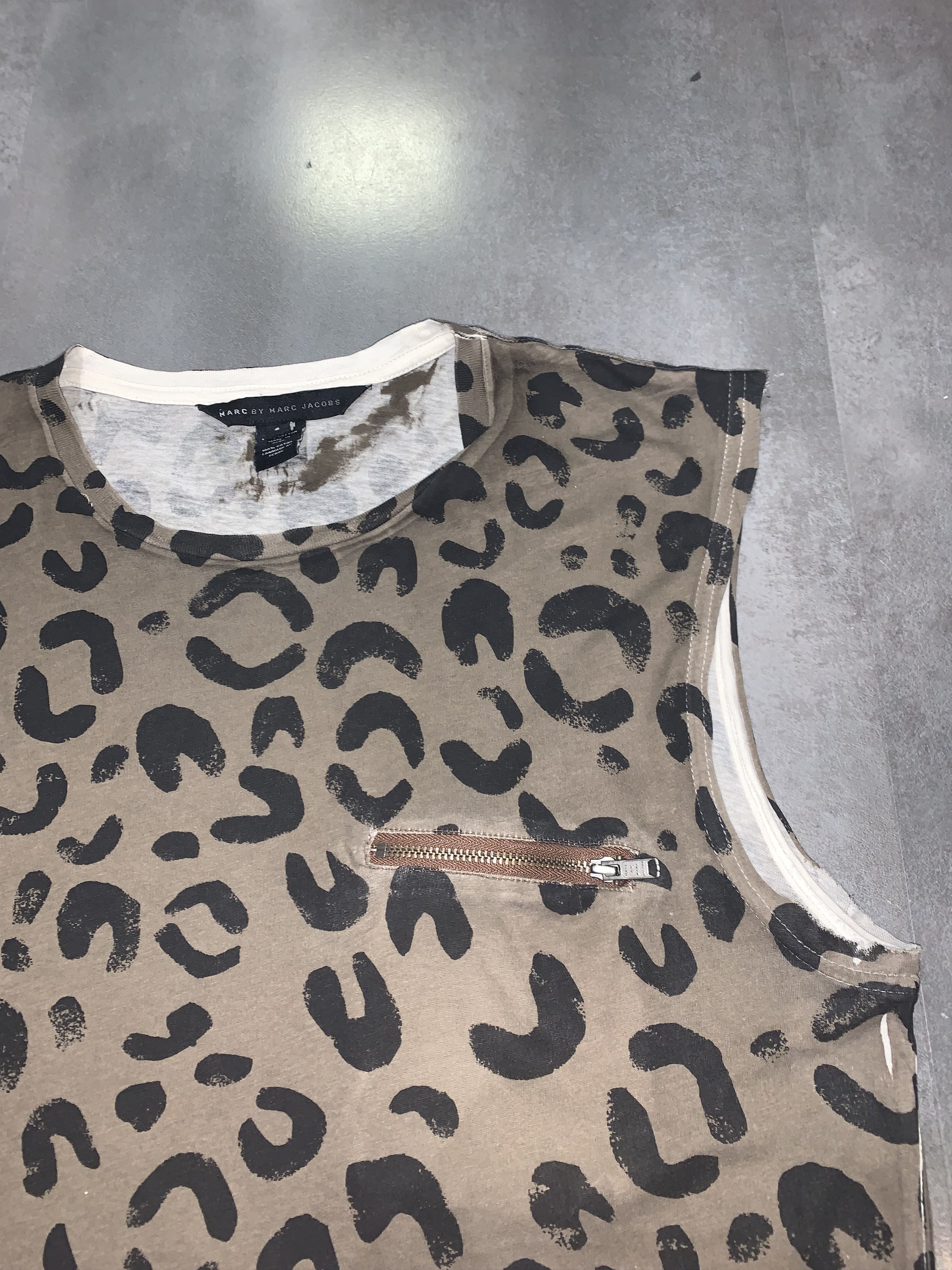 Marc Jacobs Marc Jacobs Tiger All Over Print Distressed Tank Top Size US S / EU 44-46 / 1 - 10 Thumbnail