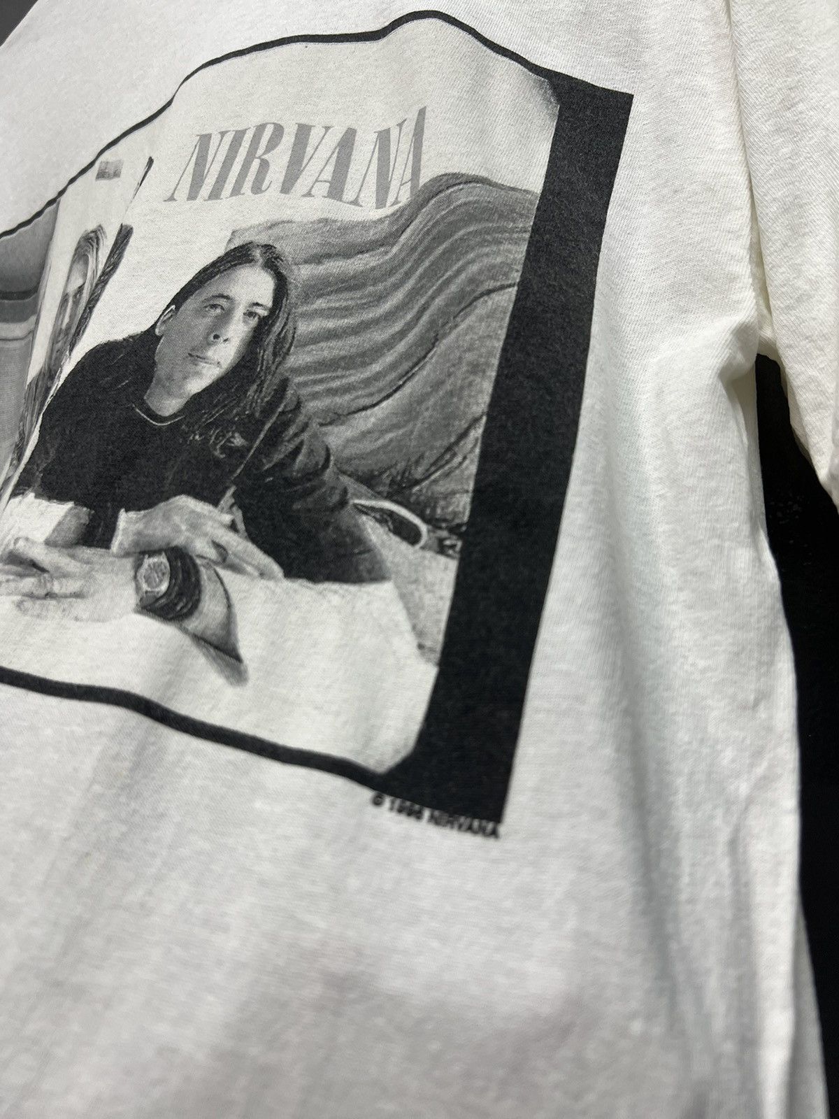 Band Tees NIRVANA POTRAIT PHOTO KURT COBAIN TEES 1996 Size US M / EU 48-50 / 2 - 5 Thumbnail