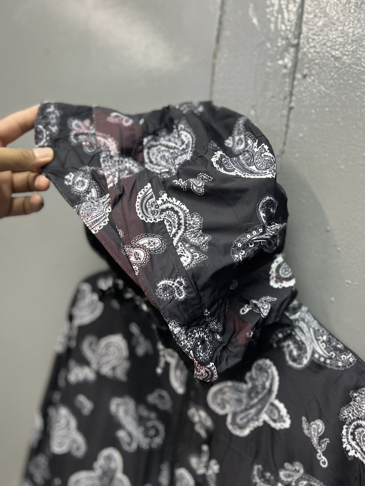 Japanese Brand ARCHIVE🔥MISS MANIA PAISLEY WINTER GEAR HOODIES Size US M / EU 48-50 / 2 - 4 Thumbnail