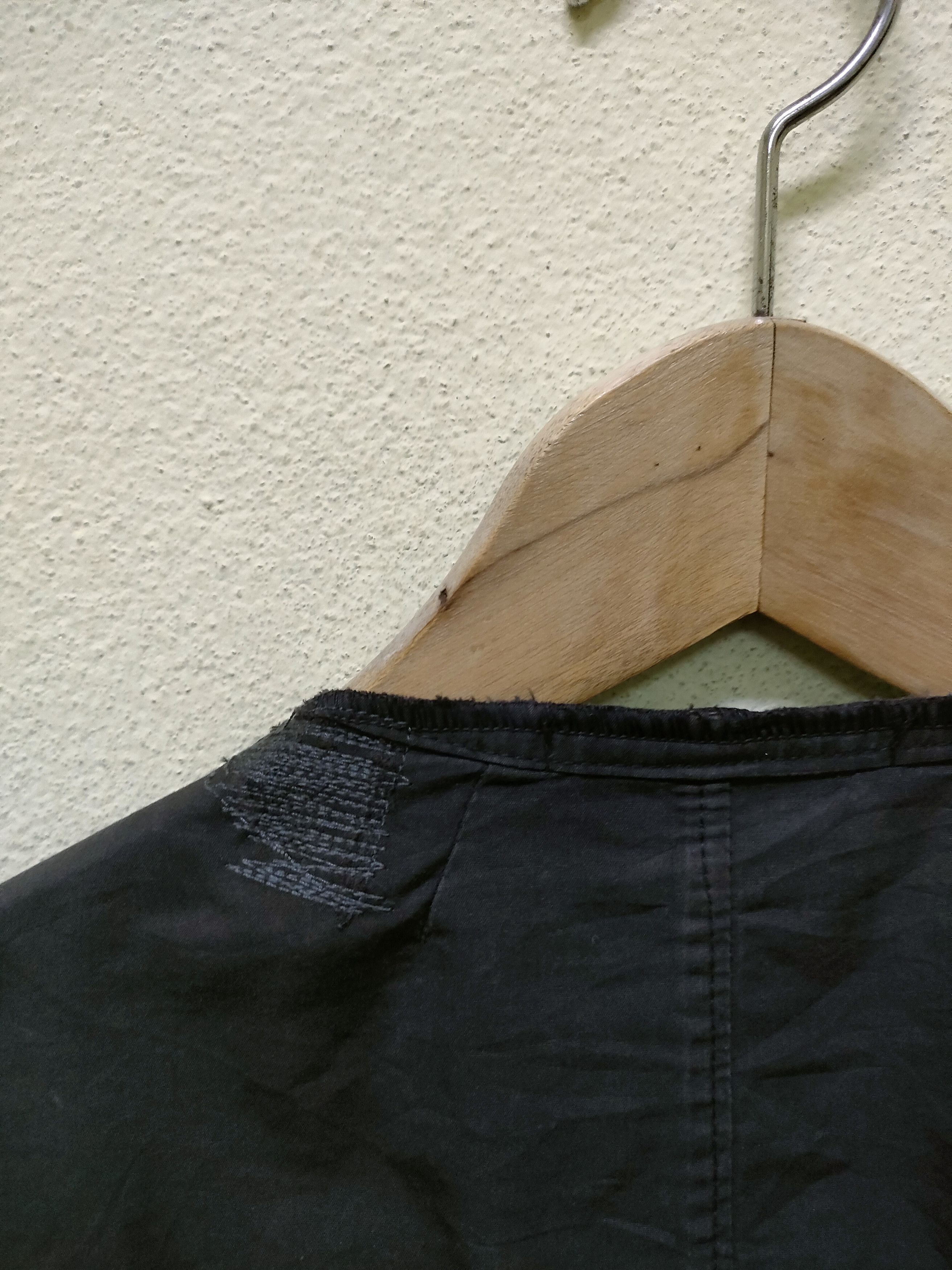Julius 🔥 SS 06 Julius_7 An Individual Size US XS / EU 42 / 0 - 10 Thumbnail