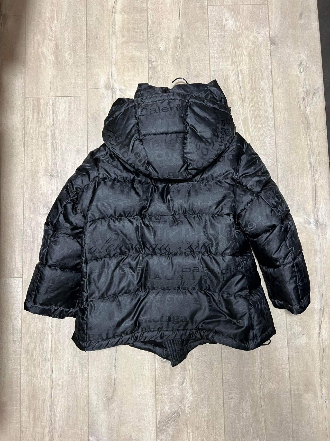 Balenciaga Balenciaga Swing Logo Puffer Jacket Size XXS / US 00 / IT 34 - 6 Thumbnail