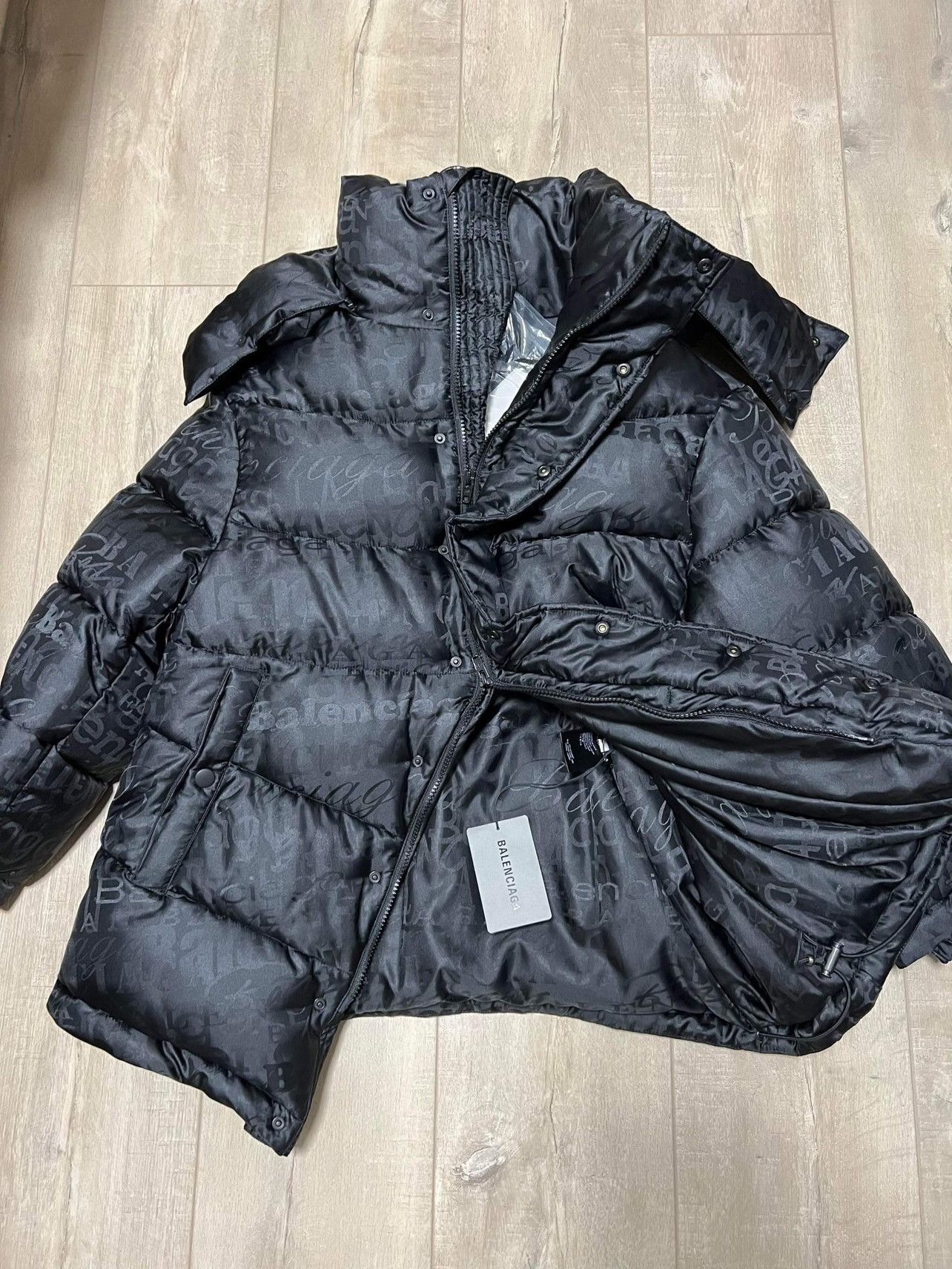 Balenciaga Balenciaga Swing Logo Puffer Jacket Size XXS / US 00 / IT 34 - 11 Thumbnail