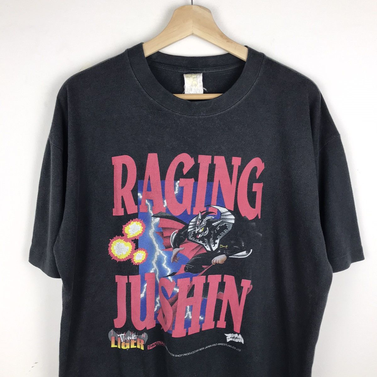 Vintage × WWE Vintage 90s Jushin Thunder Liger Photos Tee Size US L / EU 52-54 / 3 - 1 Thumbnail