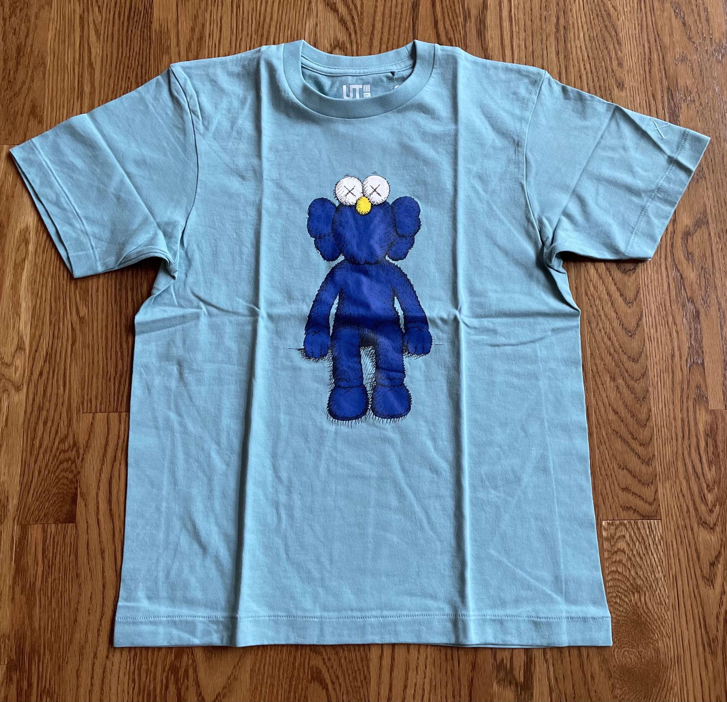 Kaws × Uniqlo 2XL XXL UT Green Blue BFF Tee Shirt Plush Figure First Size US XXL / EU 58 / 5 - 1 Thumbnail