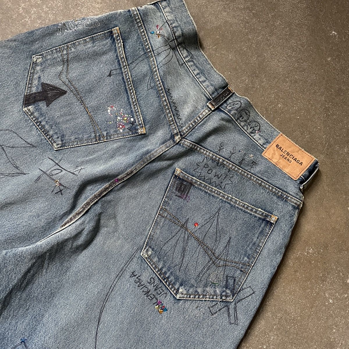 Balenciaga Balenciaga FW22 Rhinestone Scribble Baggy Denim Size US 34 / EU 50 - 7 Thumbnail
