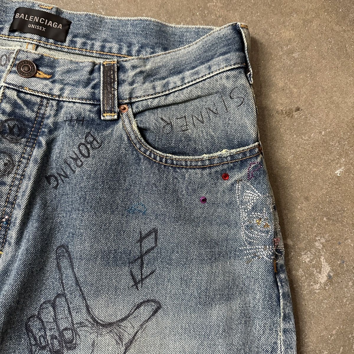 Balenciaga Balenciaga FW22 Rhinestone Scribble Baggy Denim Size US 34 / EU 50 - 6 Thumbnail