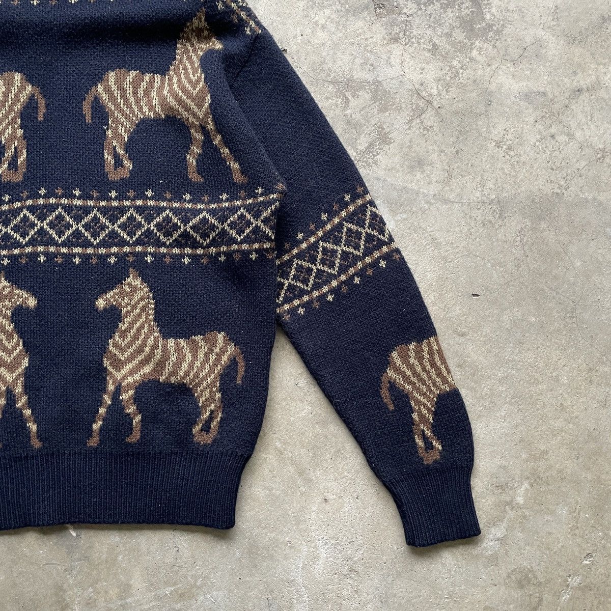 Aran Isles Knitwear × Japanese Brand Vintage Japanese Zebra Full Print Habitat Knitwear Jumper Size US M / EU 48-50 / 2 - 9 Thumbnail