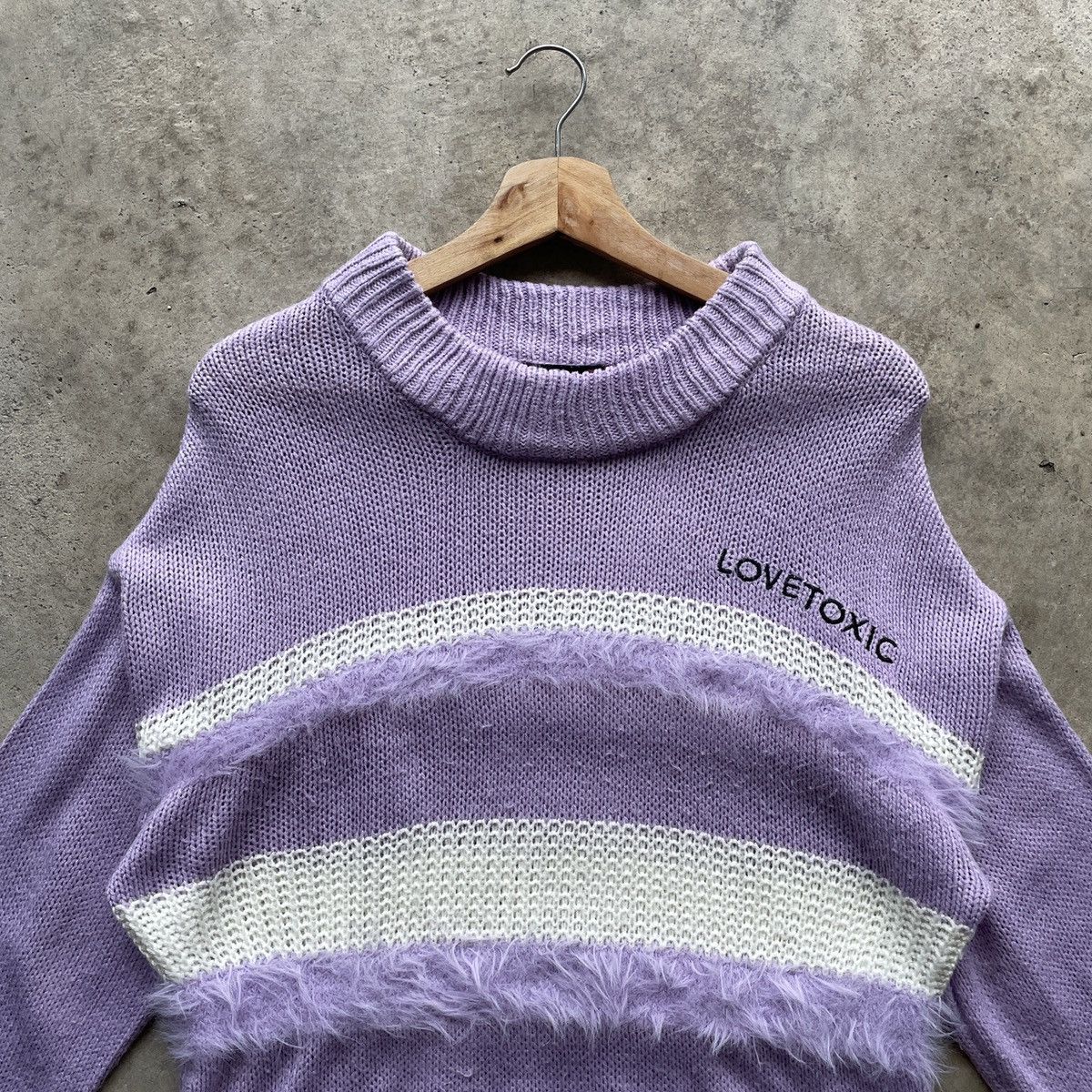 Japanese Brand Vintage Love Toxic Knit With Fur Purple/White Knitwear RARE Size US M / EU 48-50 / 2 - 3 Thumbnail