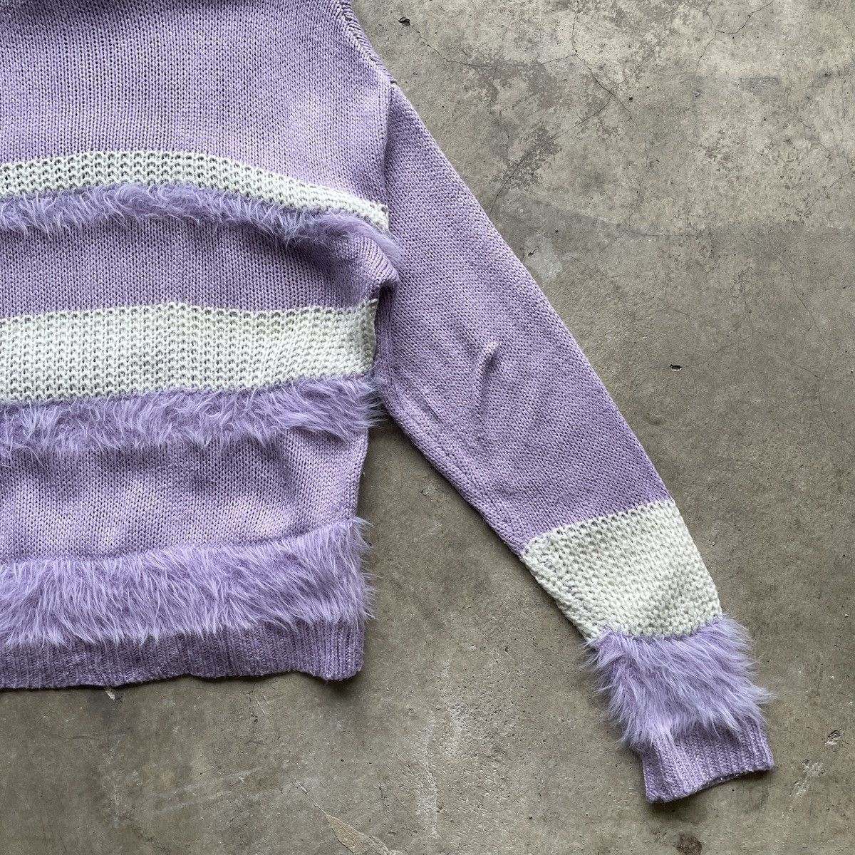Japanese Brand Vintage Love Toxic Knit With Fur Purple/White Knitwear RARE Size US M / EU 48-50 / 2 - 9 Thumbnail