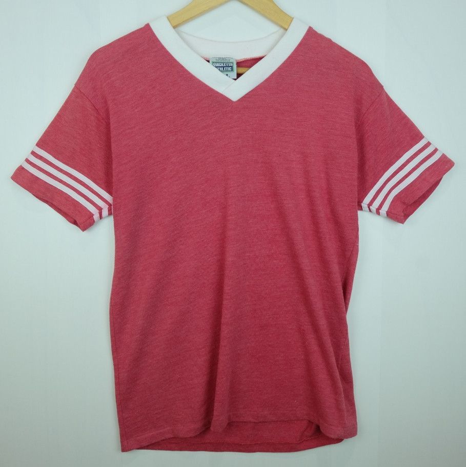 Japanese Brand × Vintage Japan Vintage 90's QUICK EYE Athletic Sportswear T Shirt Size US M / EU 48-50 / 2 - 2 Thumbnail