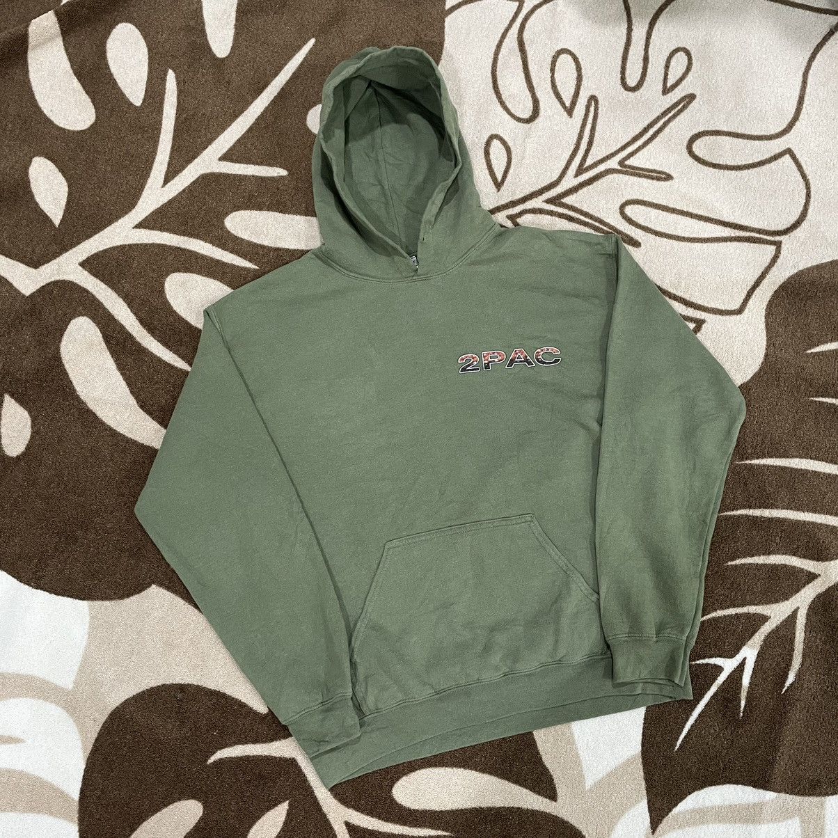 Rap Tees Vintage Tupac Olive Green Hoodie Size US M / EU 48-50 / 2 - 2 Thumbnail