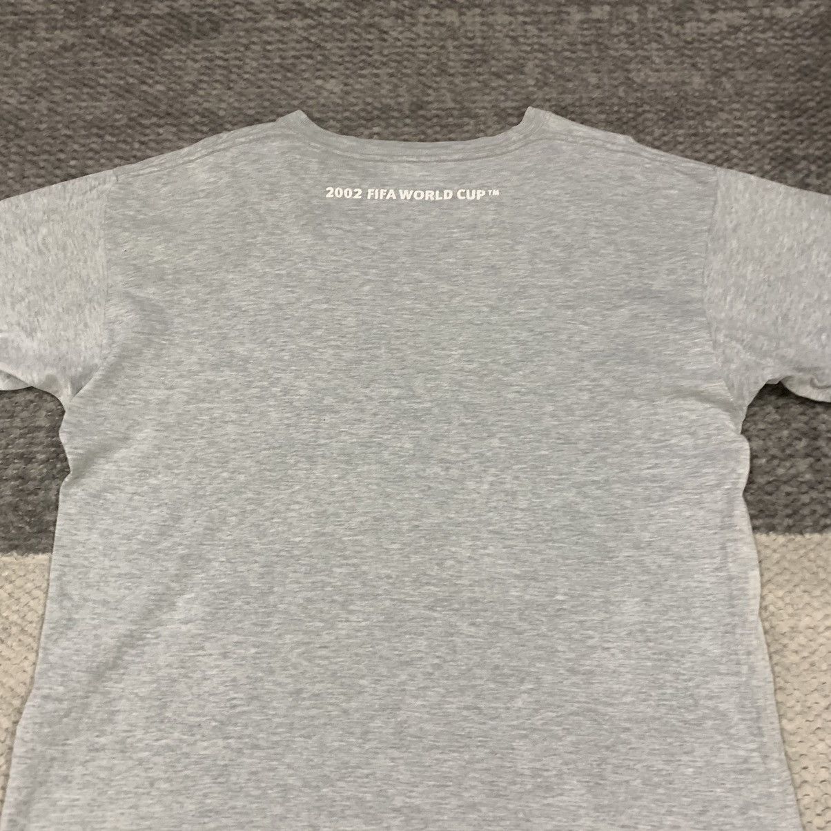 Other VINTAGE FIFA WORLD CUP 2002 KOREA/JAPAN FOOTBALL SOCCER TEE Size US M / EU 48-50 / 2 - 10 Thumbnail