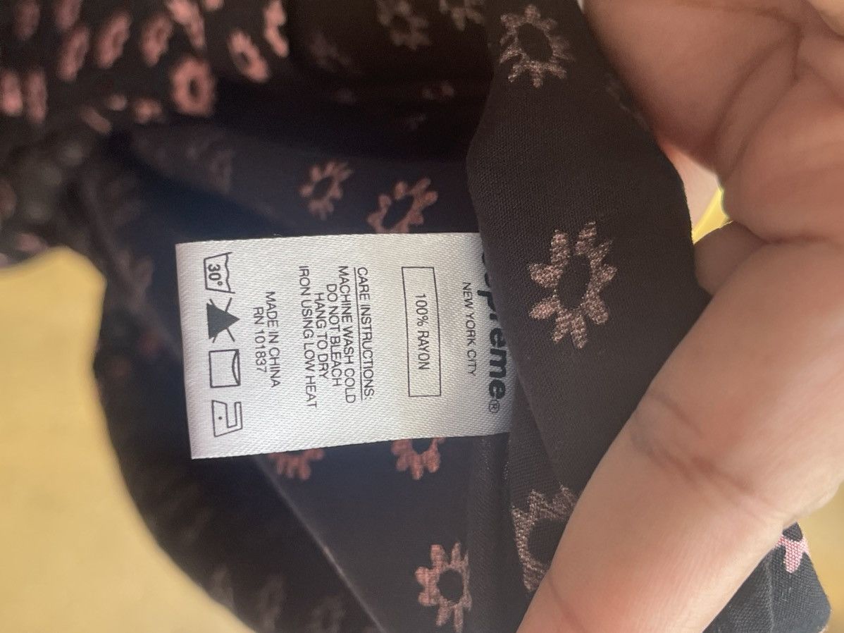 Supreme Supreme Camp Collar Rayon Flower Size US L / EU 52-54 / 3 - 3 Thumbnail