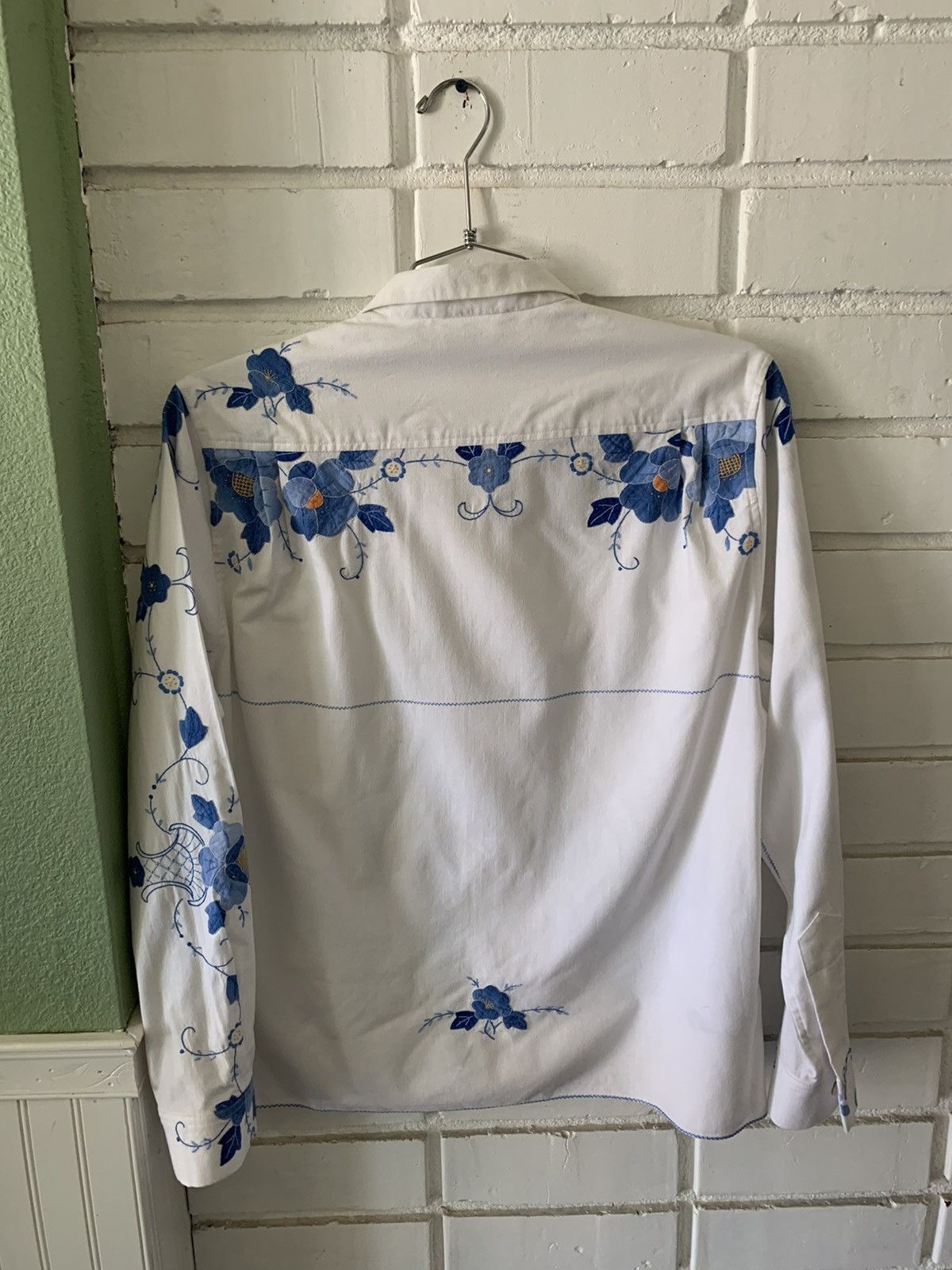 Bode BODE 1of1 Floral Appliqué Tablecloth Shirt (sz L/XL) Size US L / EU 52-54 / 3 - 2 Thumbnail
