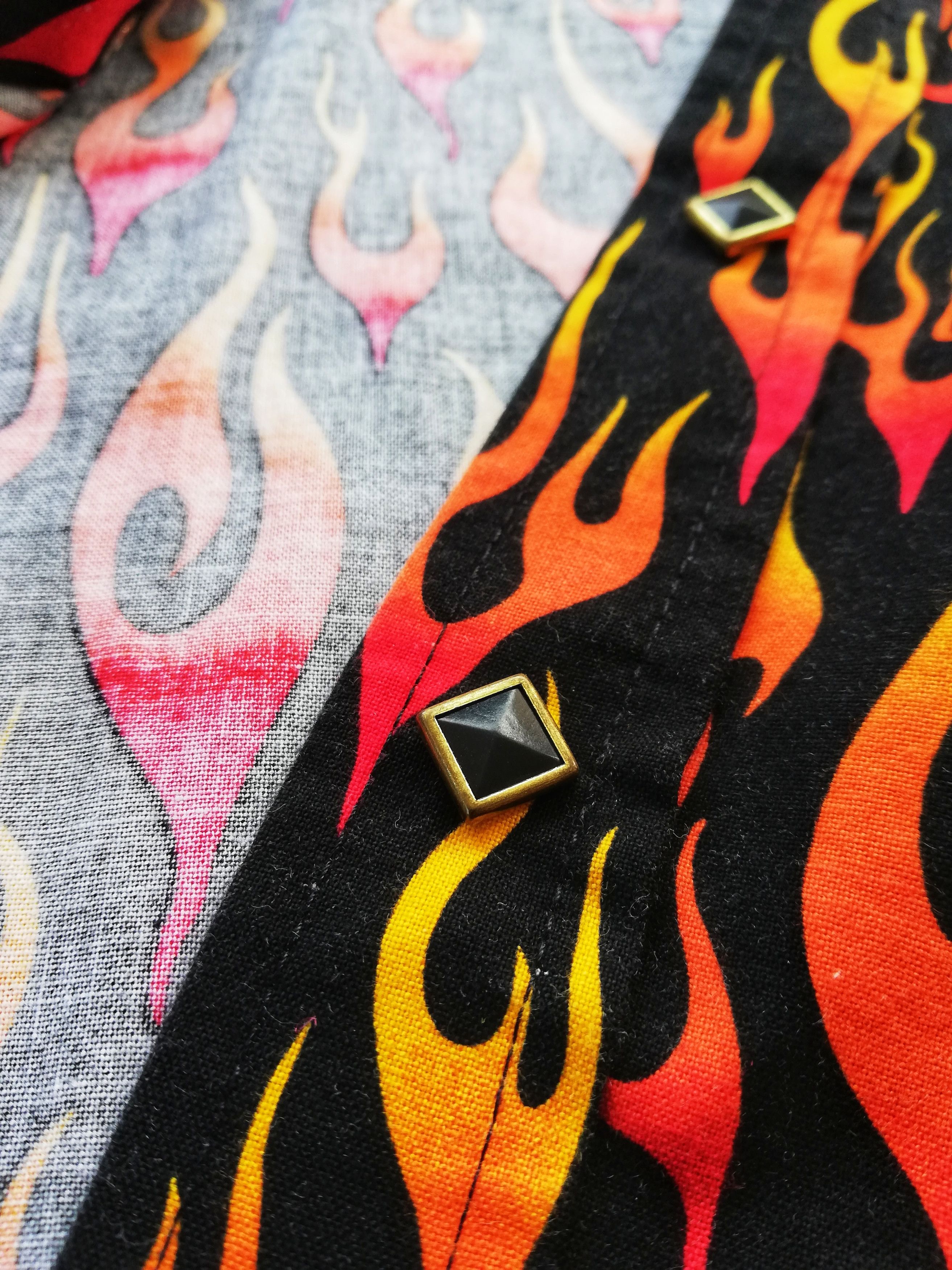 Rockmount Ranch Wear × Vintage 🔥Design Iconic Style F/W 18 Prada Flames Fullprint Bowling Size US M / EU 48-50 / 2 - 10 Thumbnail
